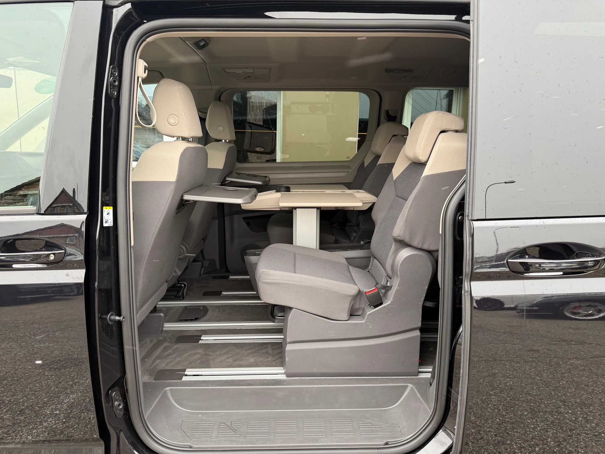 listing desktop thumbnail image 20