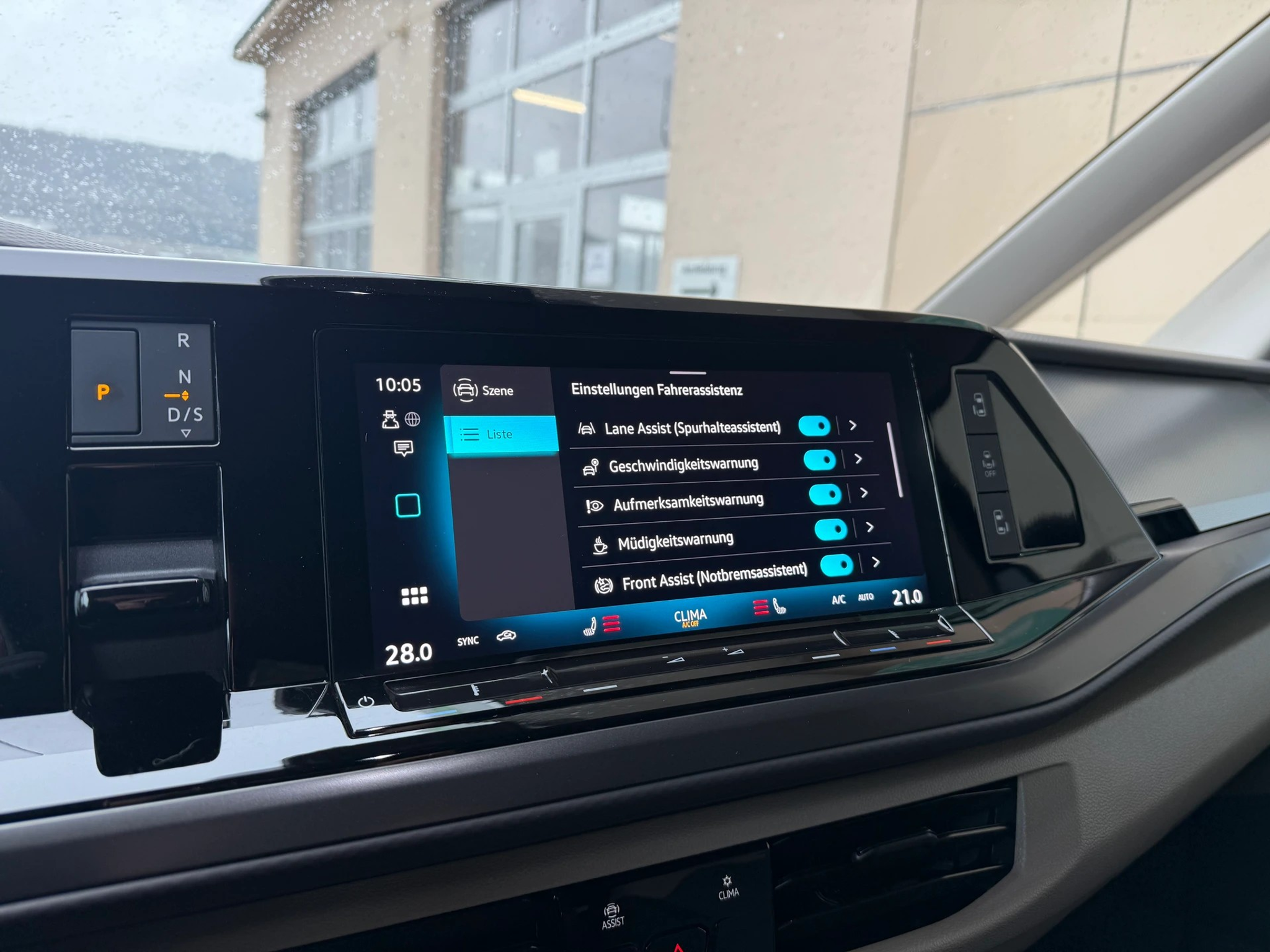 listing desktop thumbnail image 16