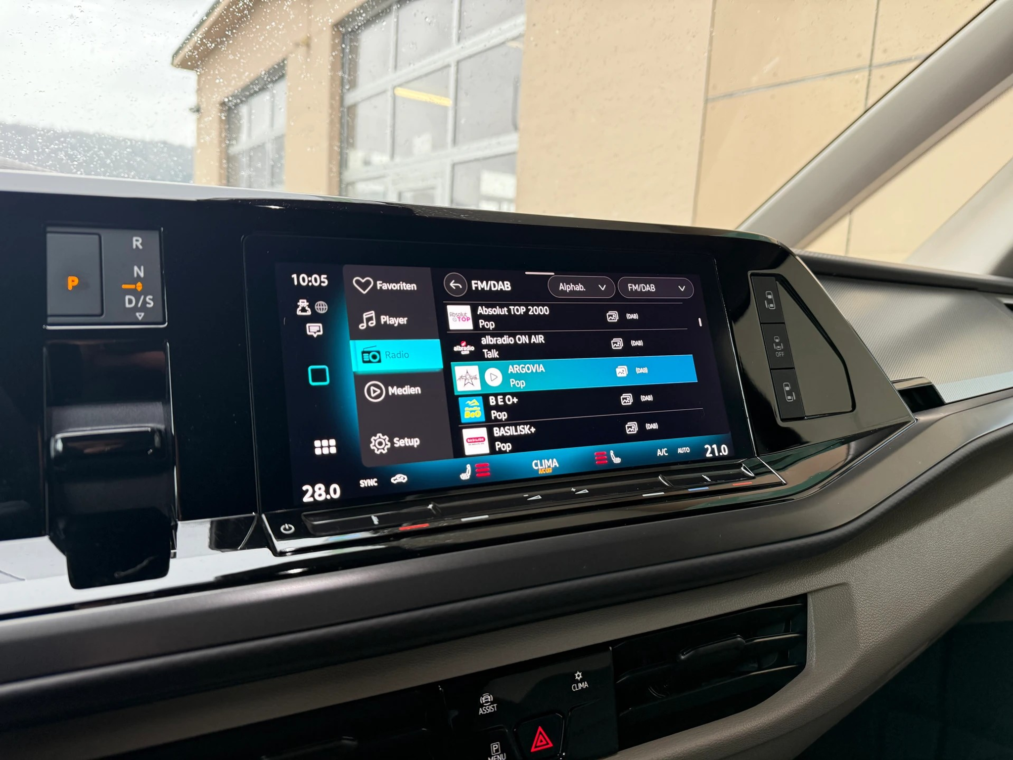 listing desktop thumbnail image 15