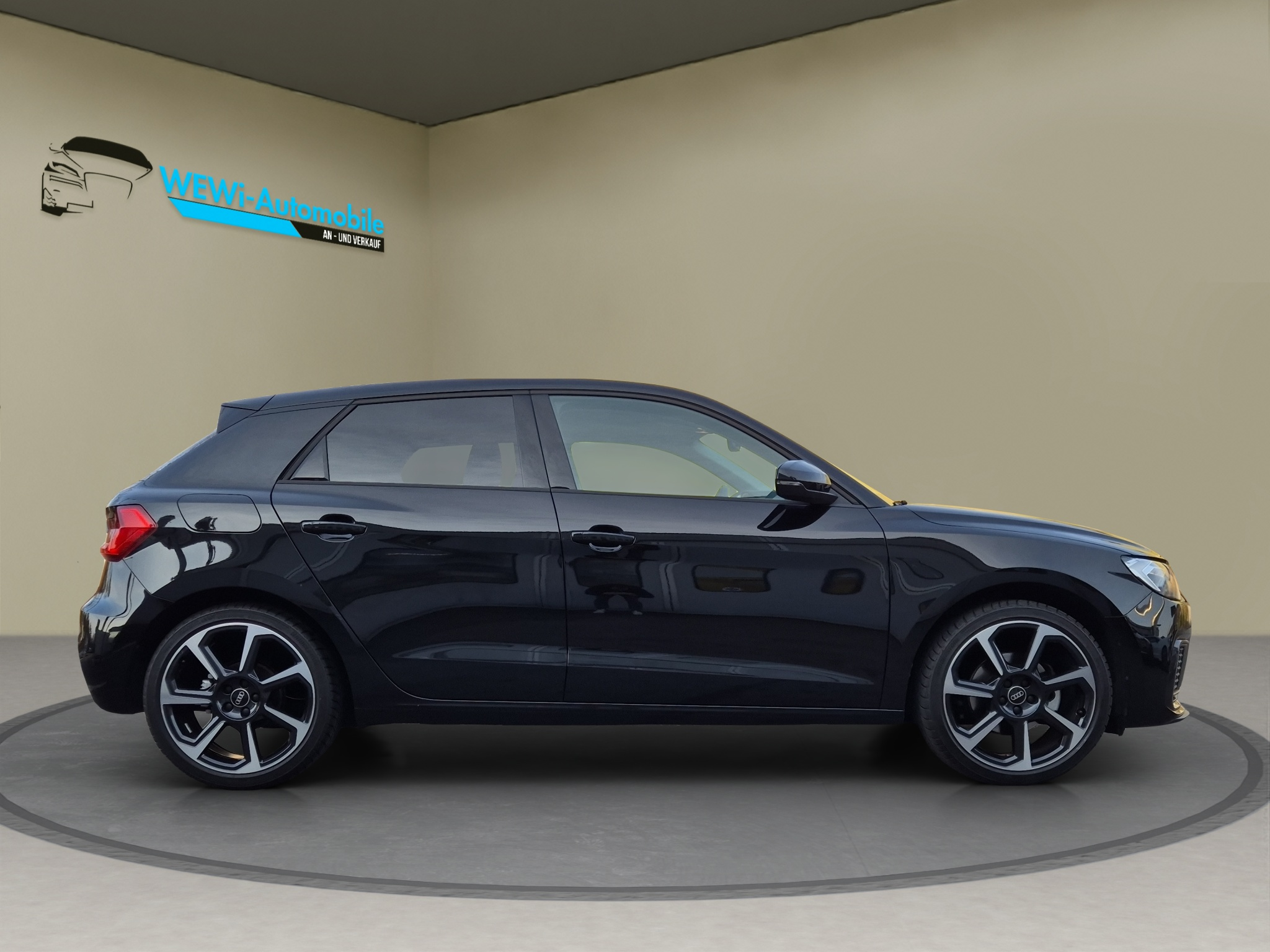 listing desktop thumbnail image 5