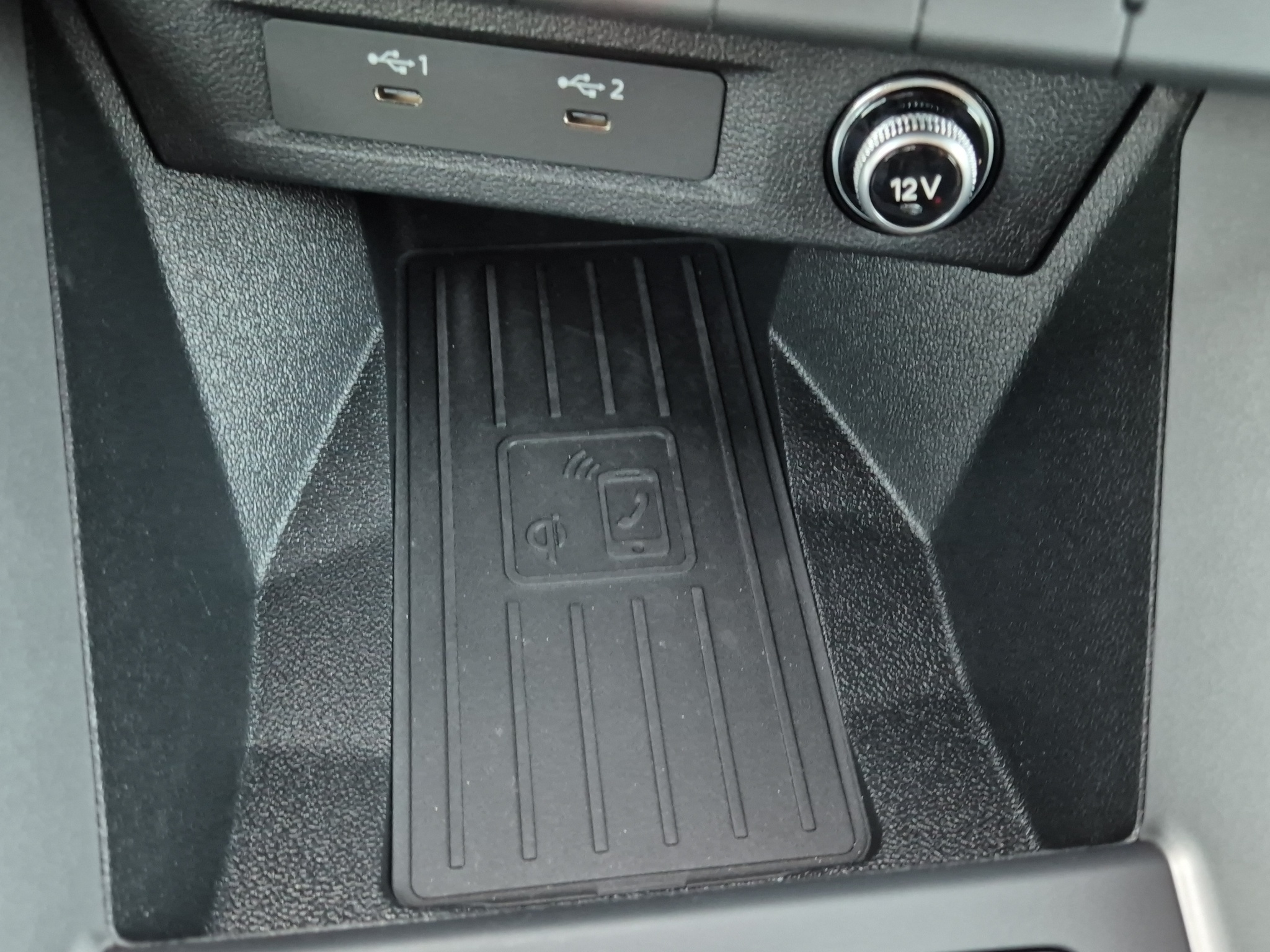 listing desktop thumbnail image 17