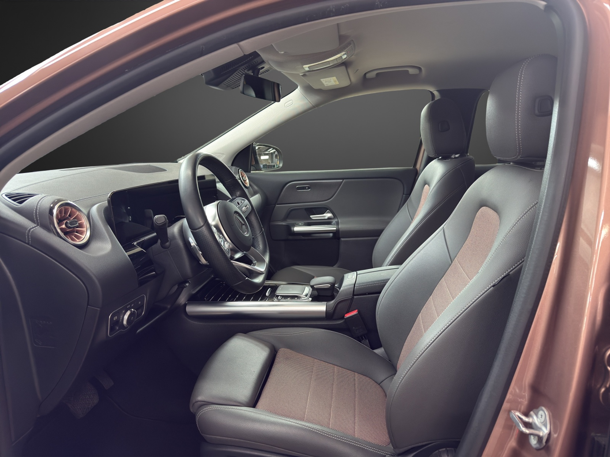 listing desktop thumbnail image 9