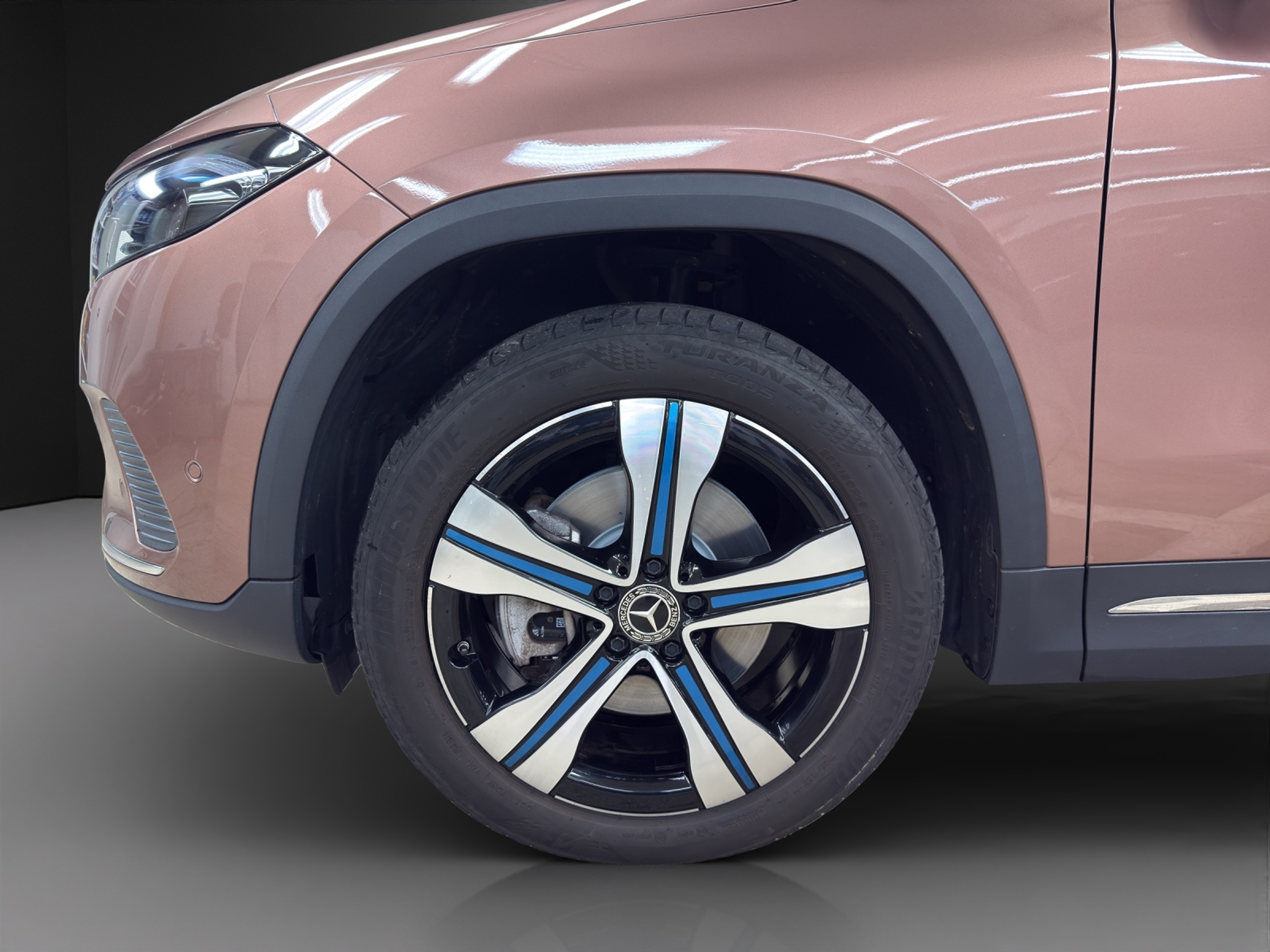 listing desktop thumbnail image 7