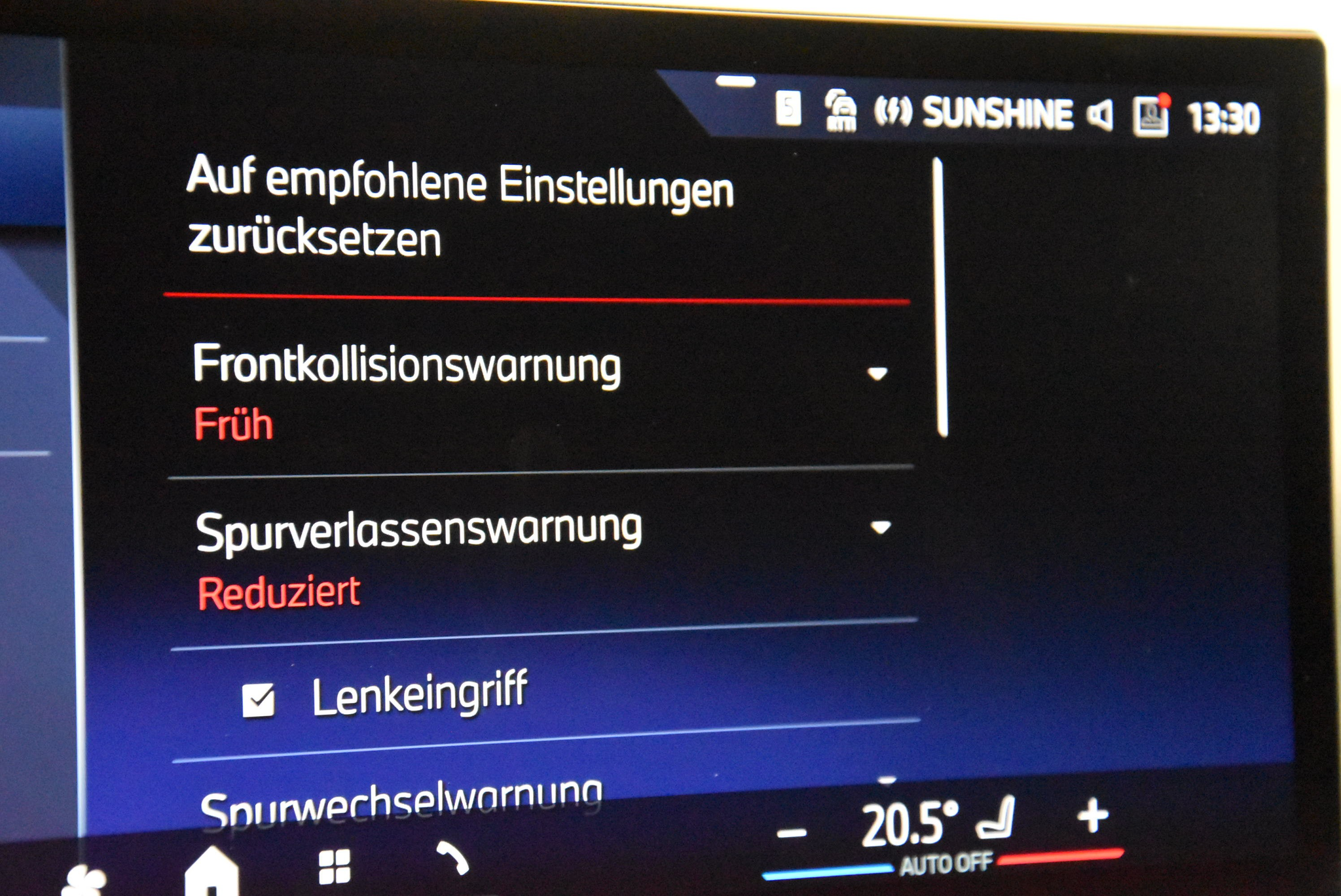 listing desktop thumbnail image 9