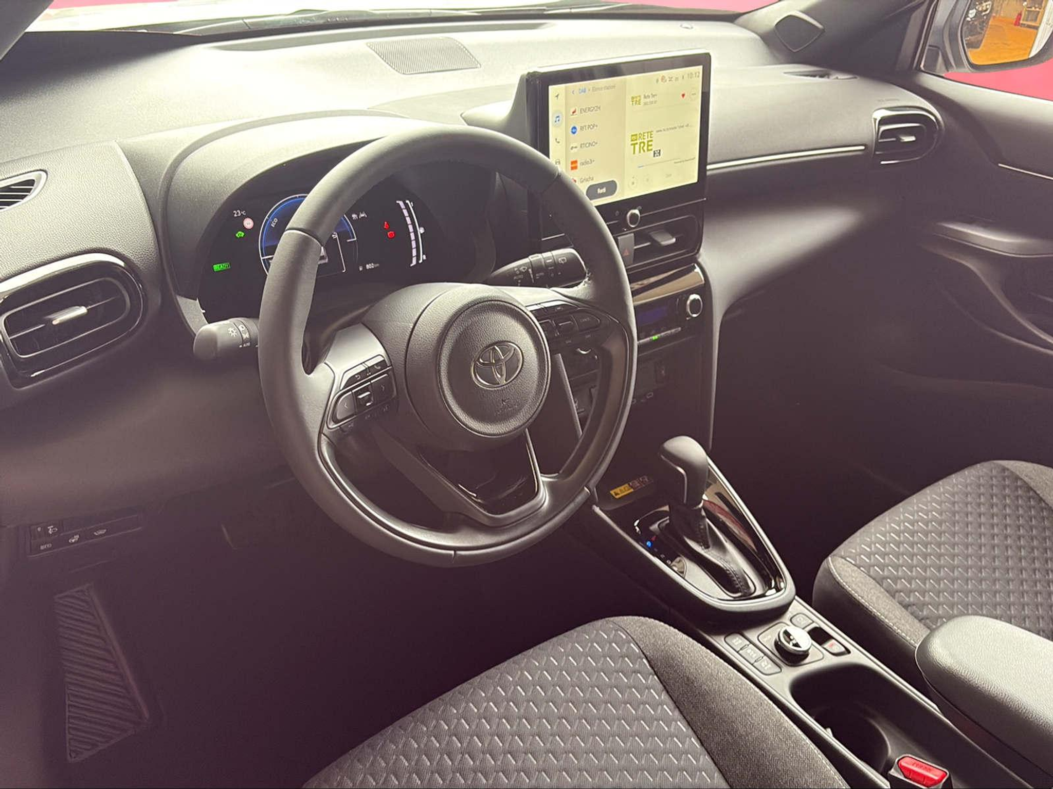 listing desktop thumbnail image 9