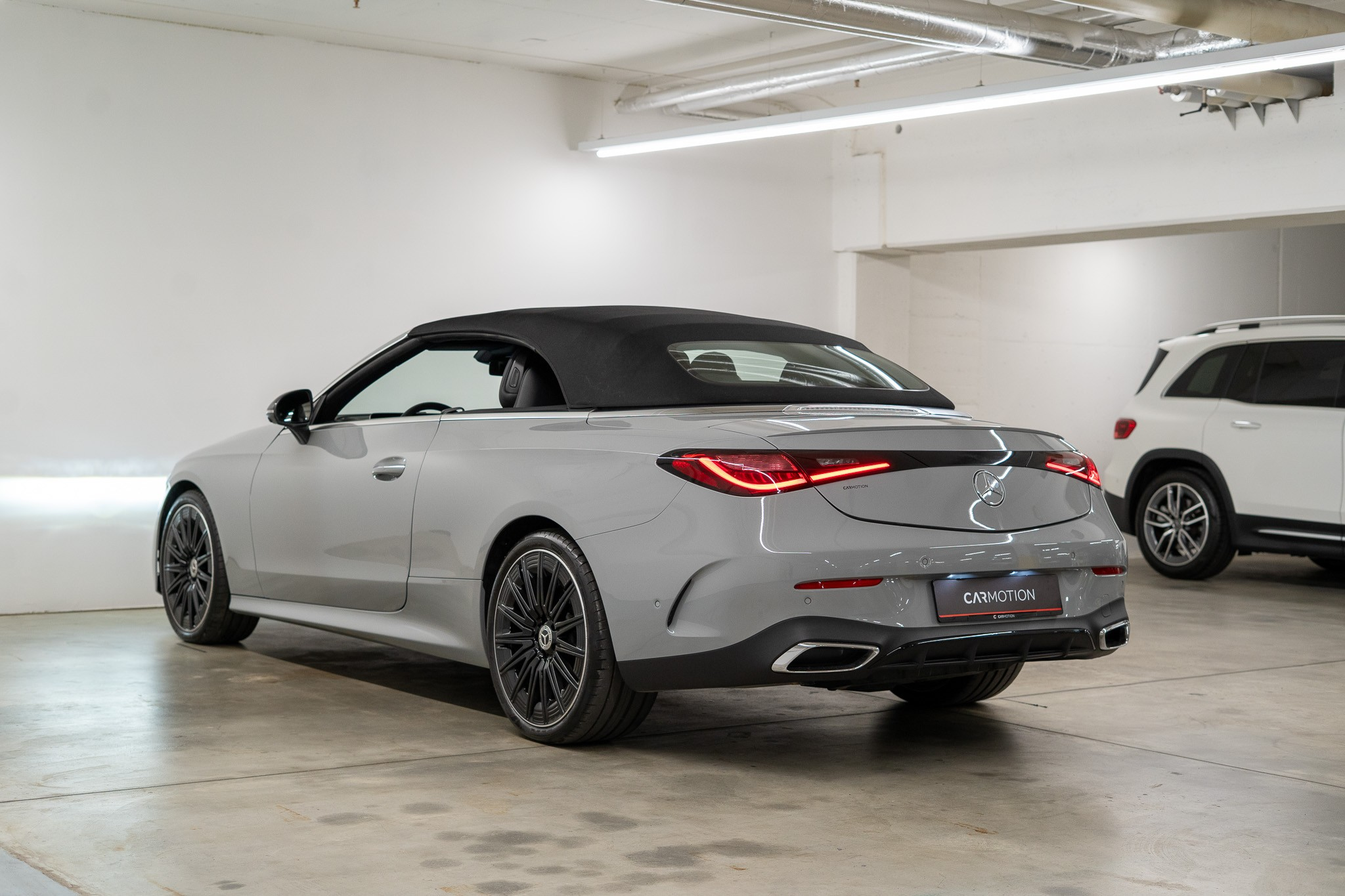 listing desktop thumbnail image 11