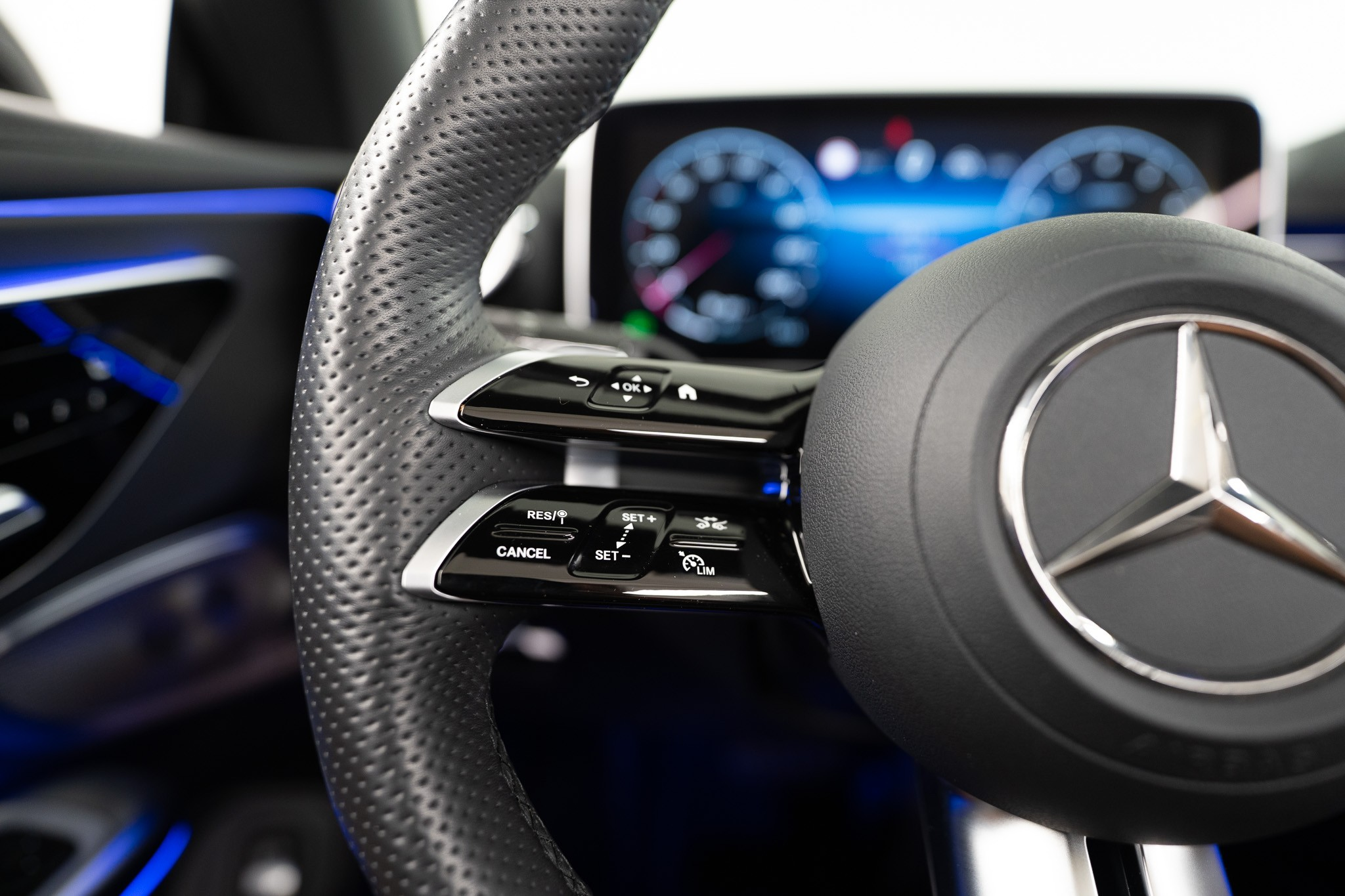 listing desktop thumbnail image 30