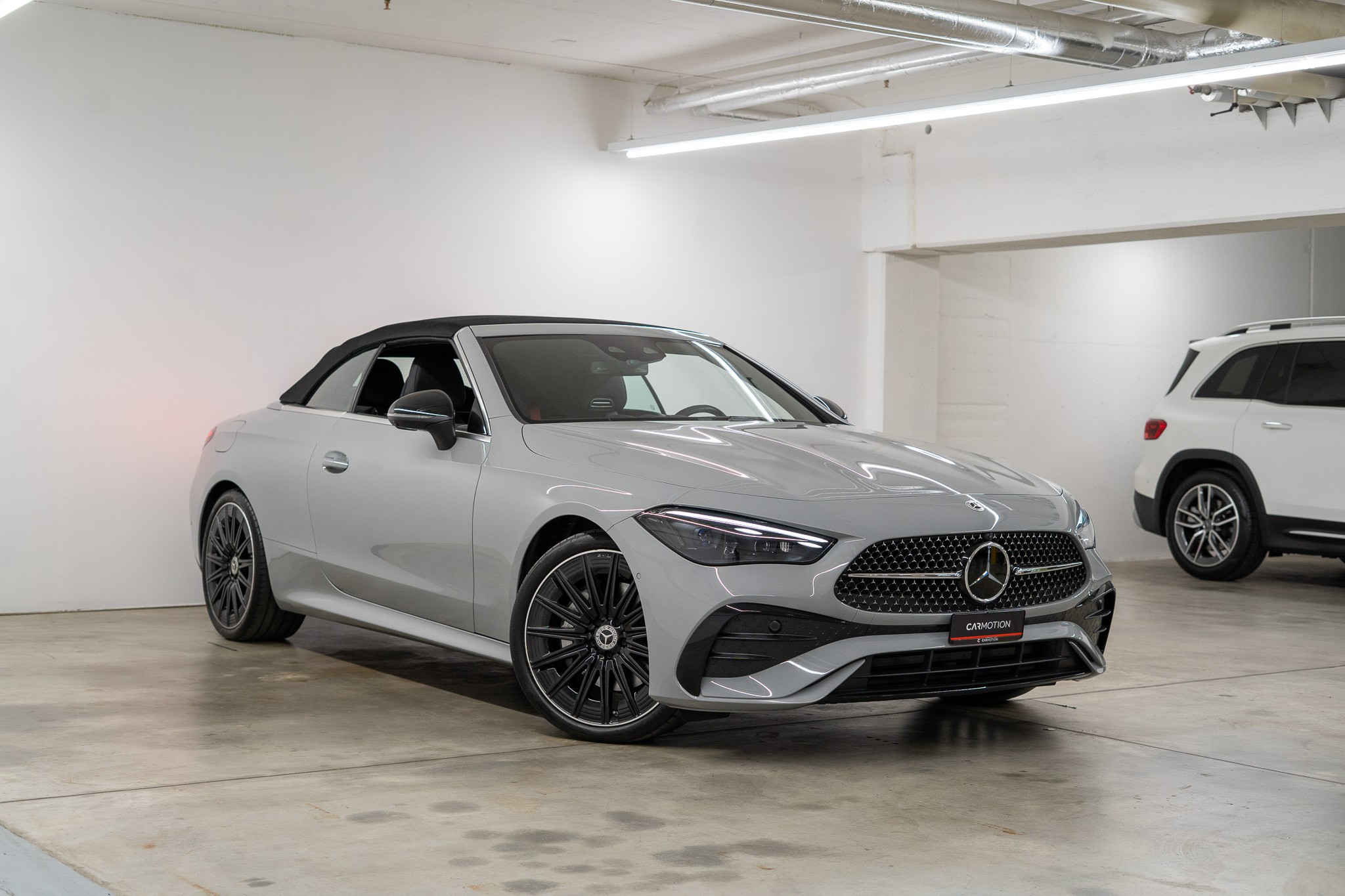 listing desktop thumbnail image 4