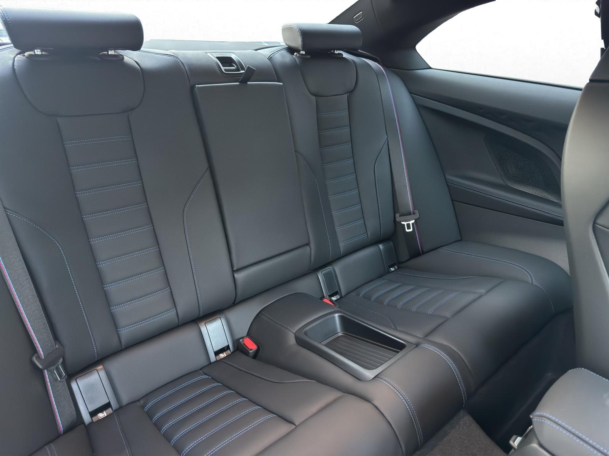 listing desktop thumbnail image 14