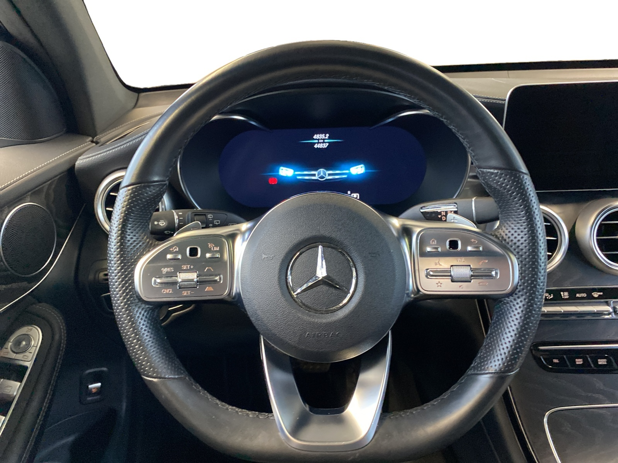 listing desktop thumbnail image 11