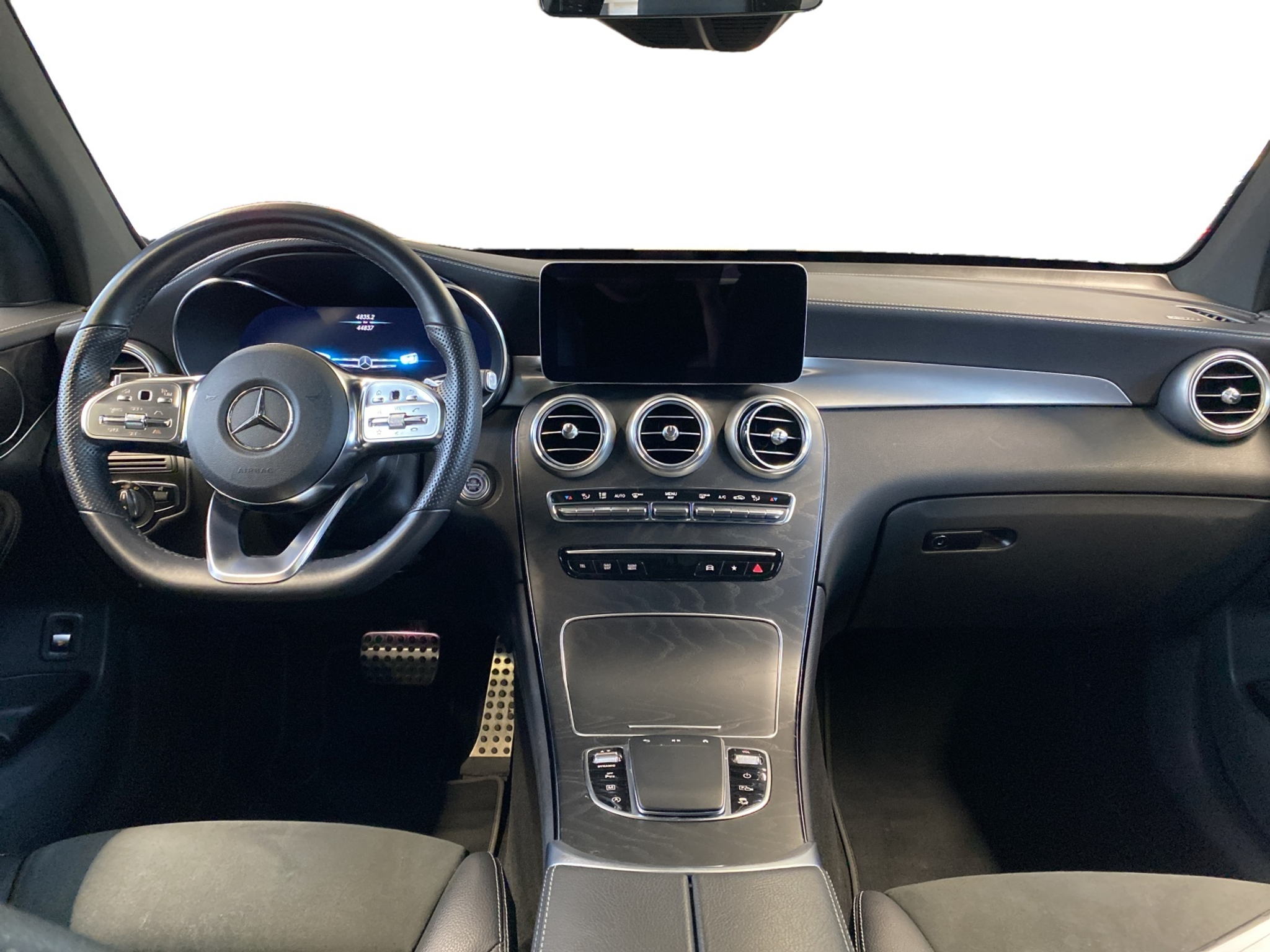 listing desktop thumbnail image 8