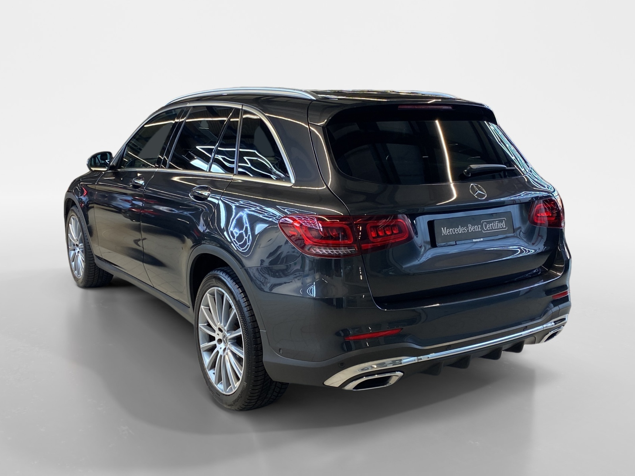 listing desktop thumbnail image 3