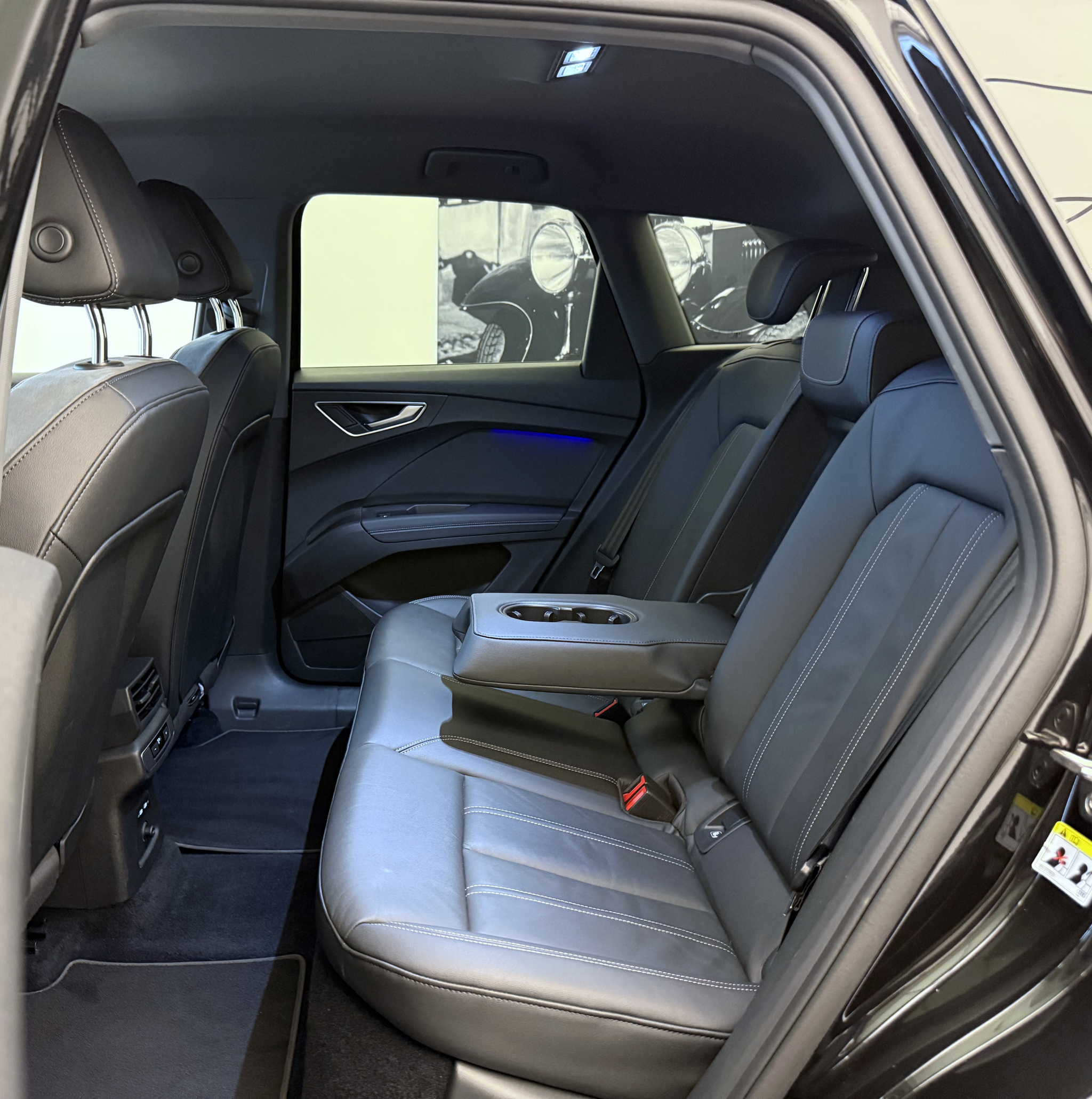 listing desktop thumbnail image 18