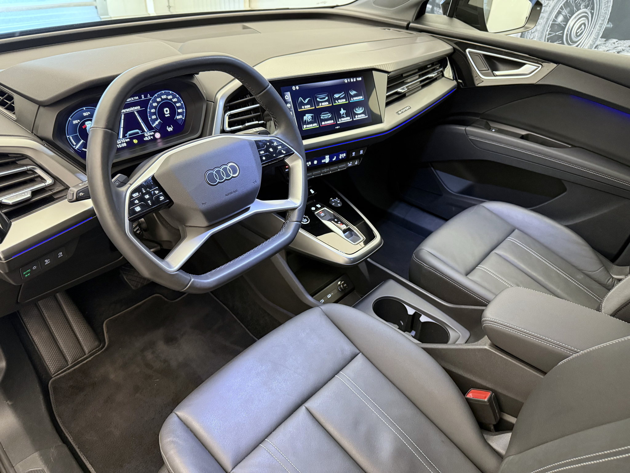 listing desktop thumbnail image 5