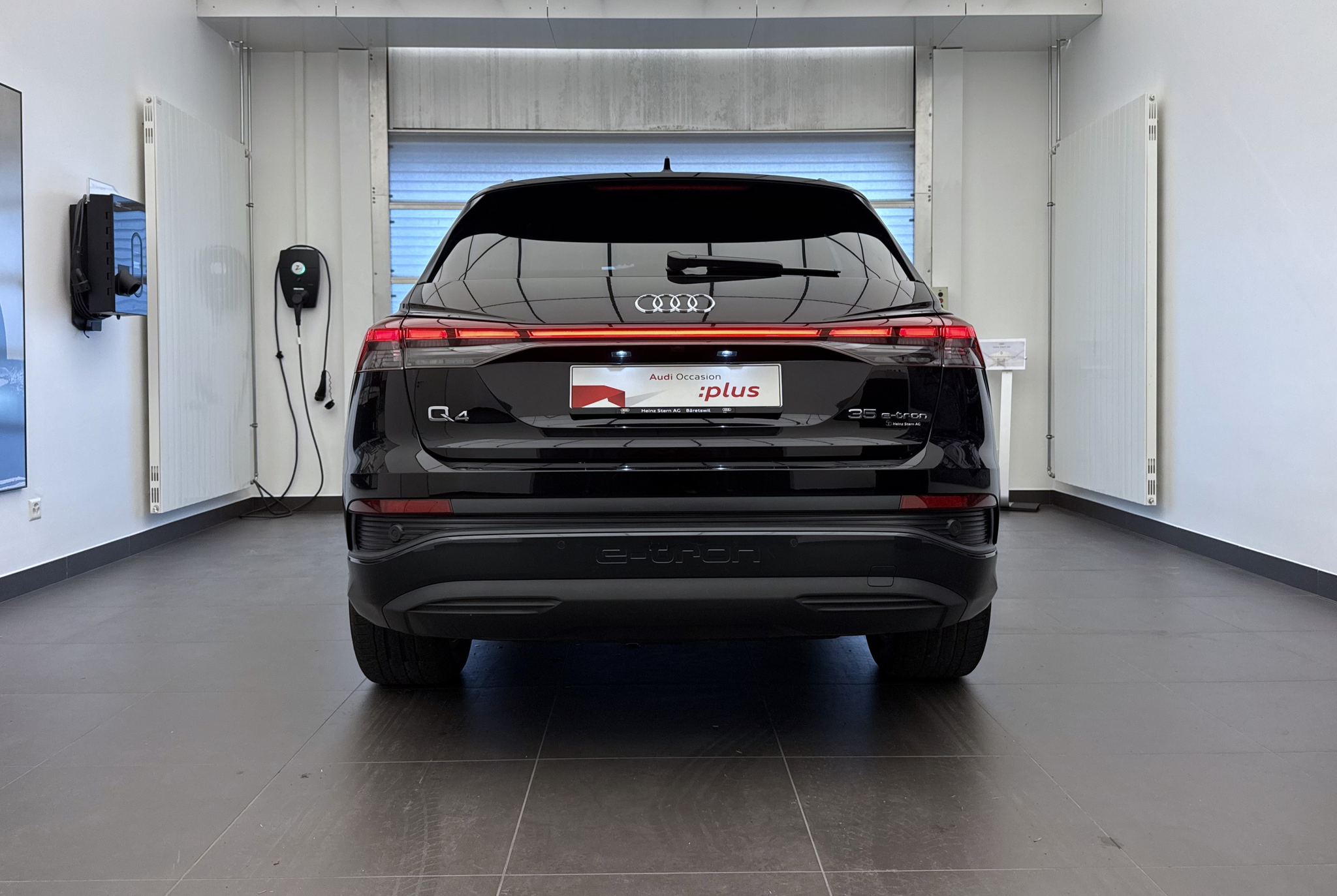 listing desktop thumbnail image 22