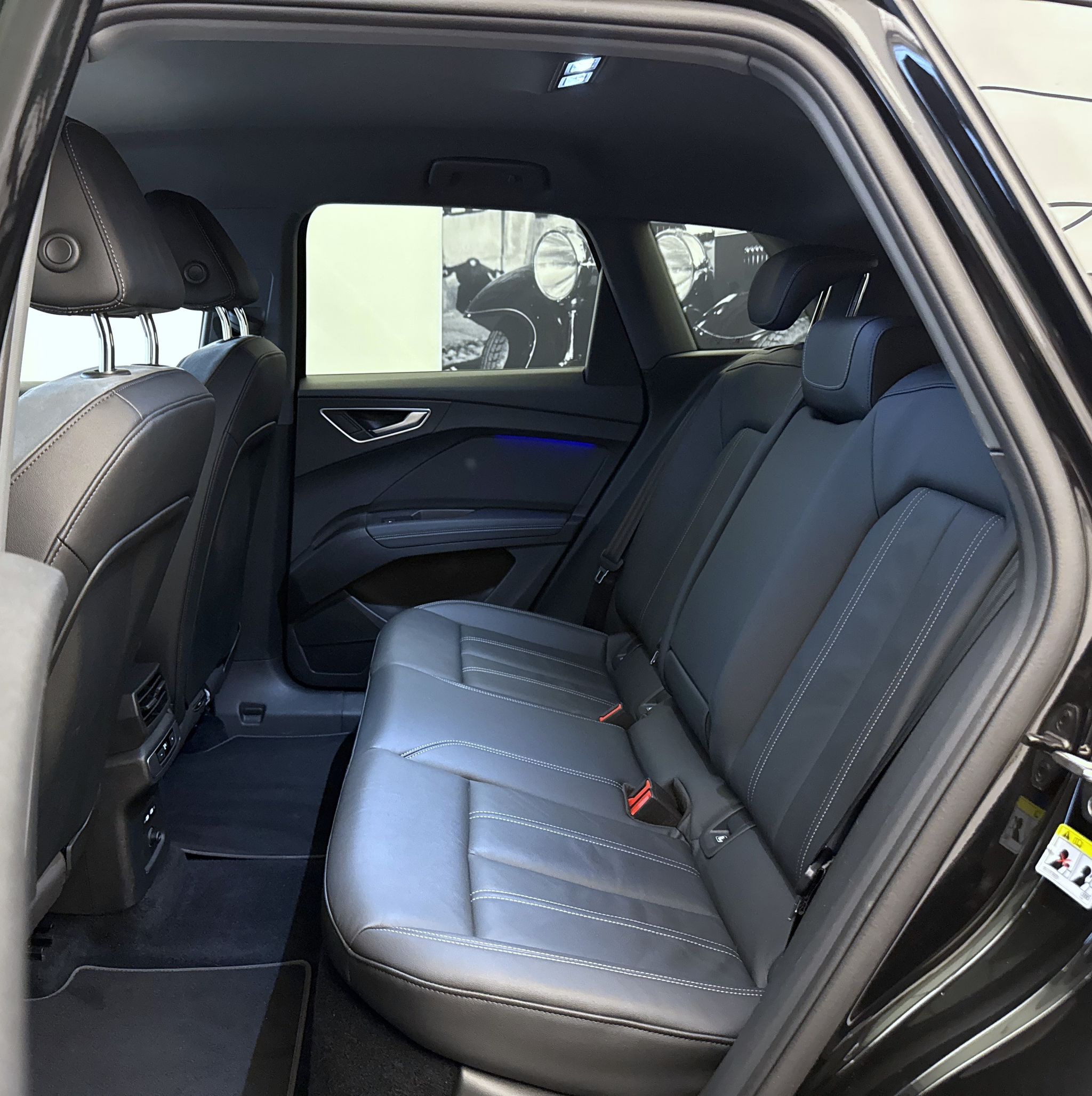 listing desktop thumbnail image 17