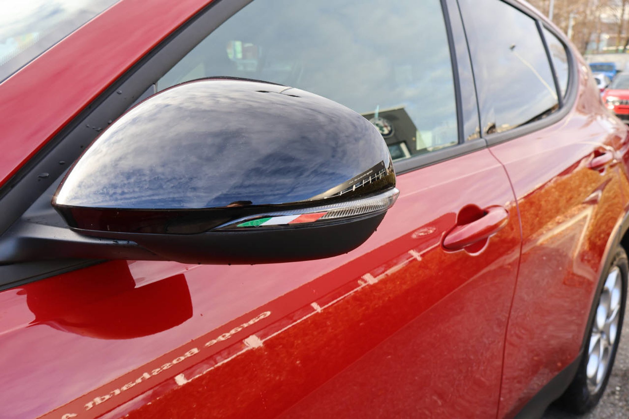 listing desktop thumbnail image 15