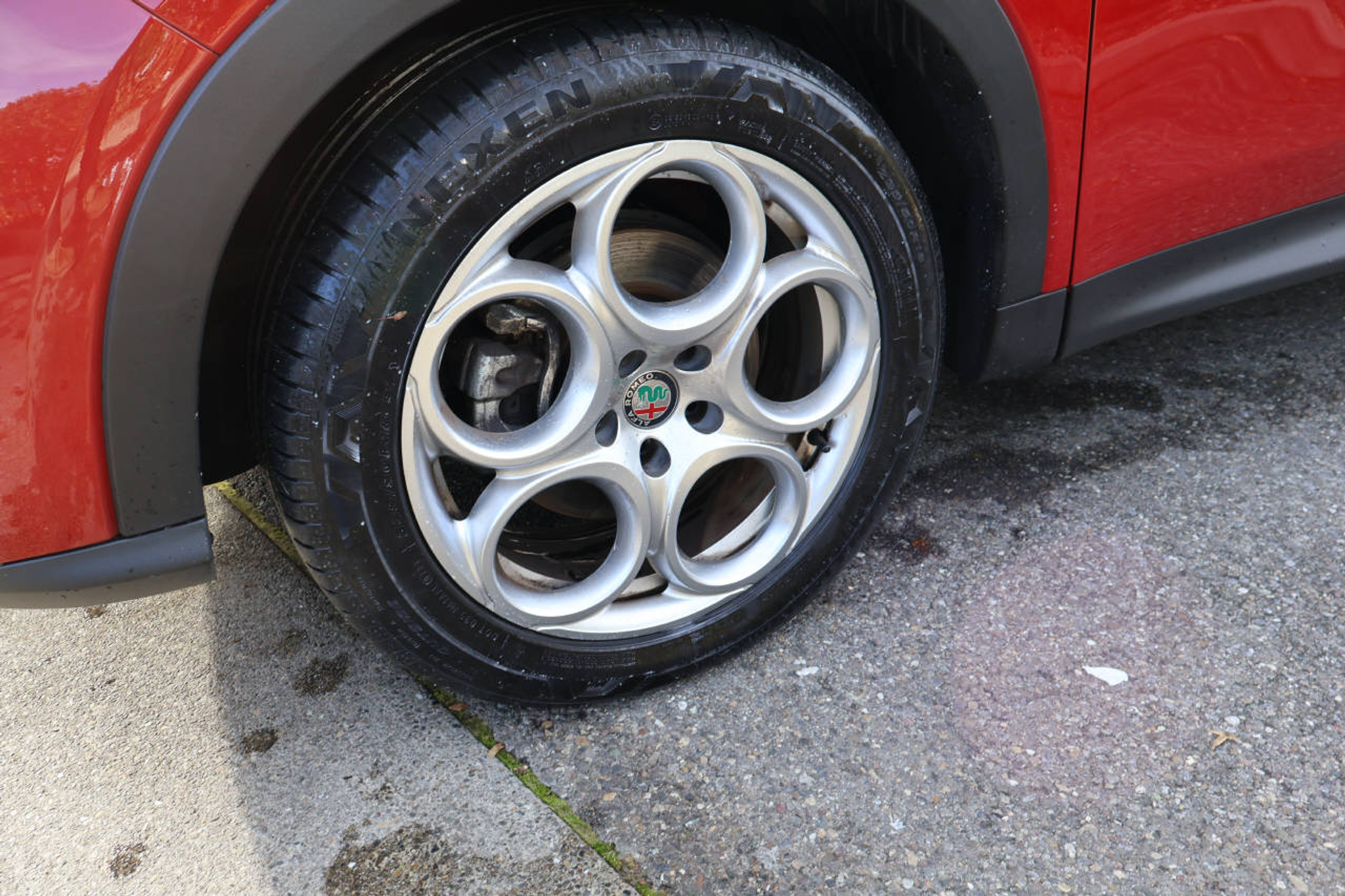 listing desktop thumbnail image 14