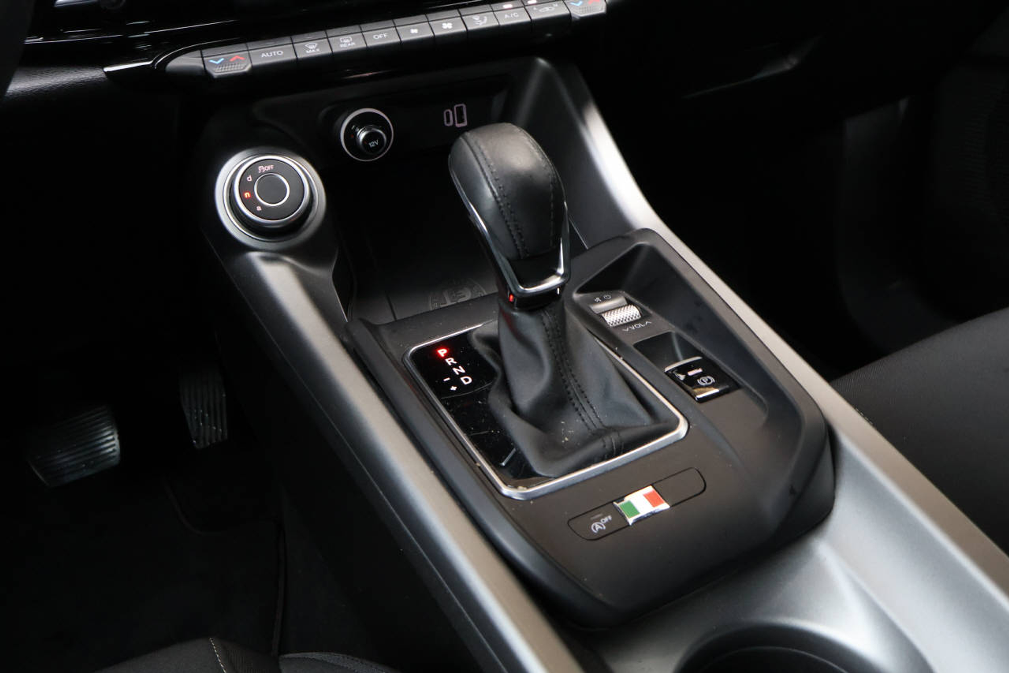 listing desktop thumbnail image 11