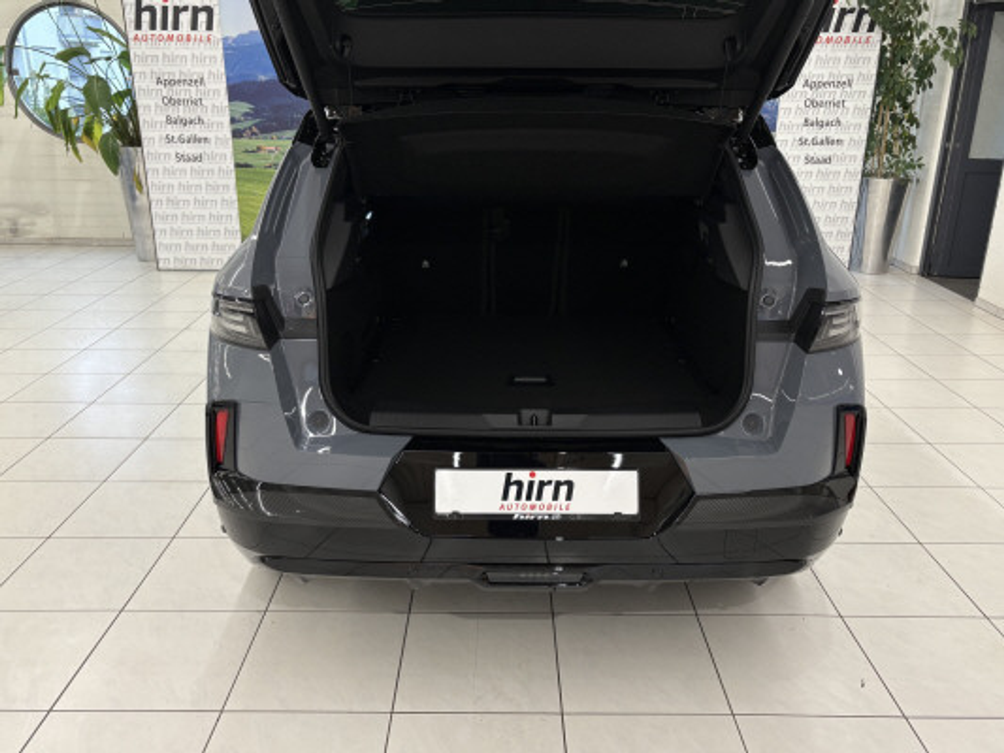 listing desktop thumbnail image 7