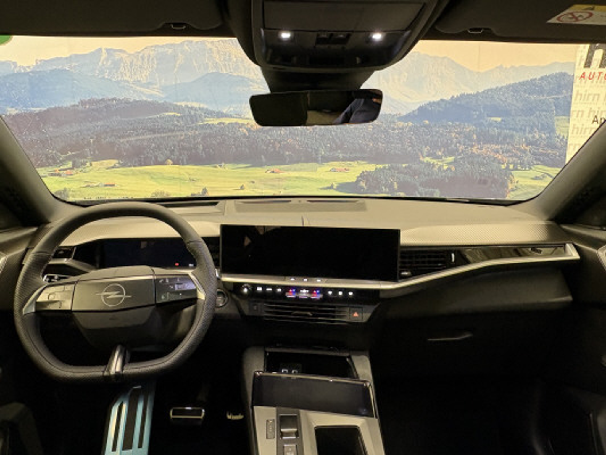 listing desktop thumbnail image 5