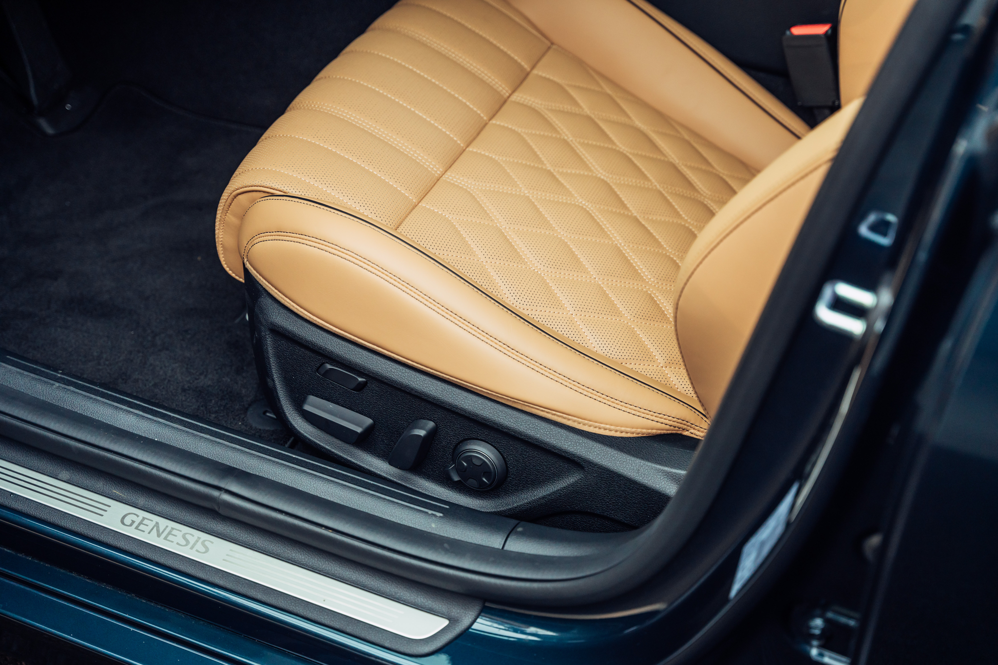 listing desktop thumbnail image 10