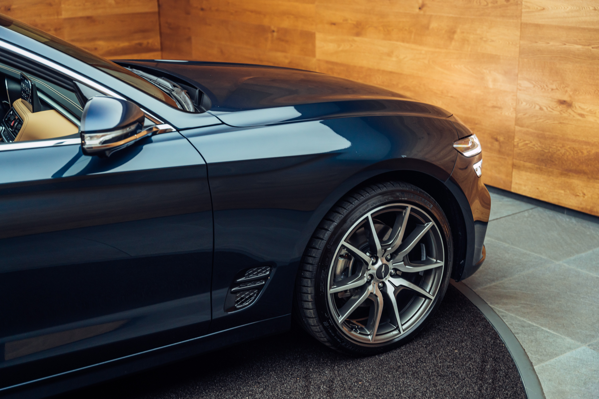 listing desktop thumbnail image 18