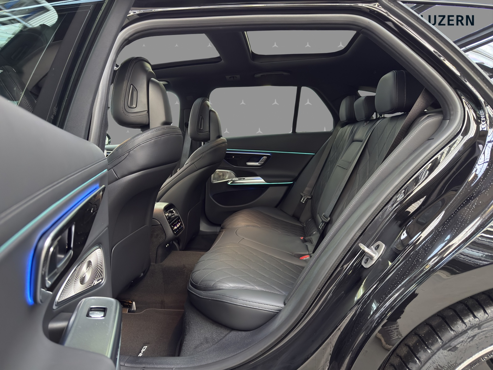 listing desktop thumbnail image 15