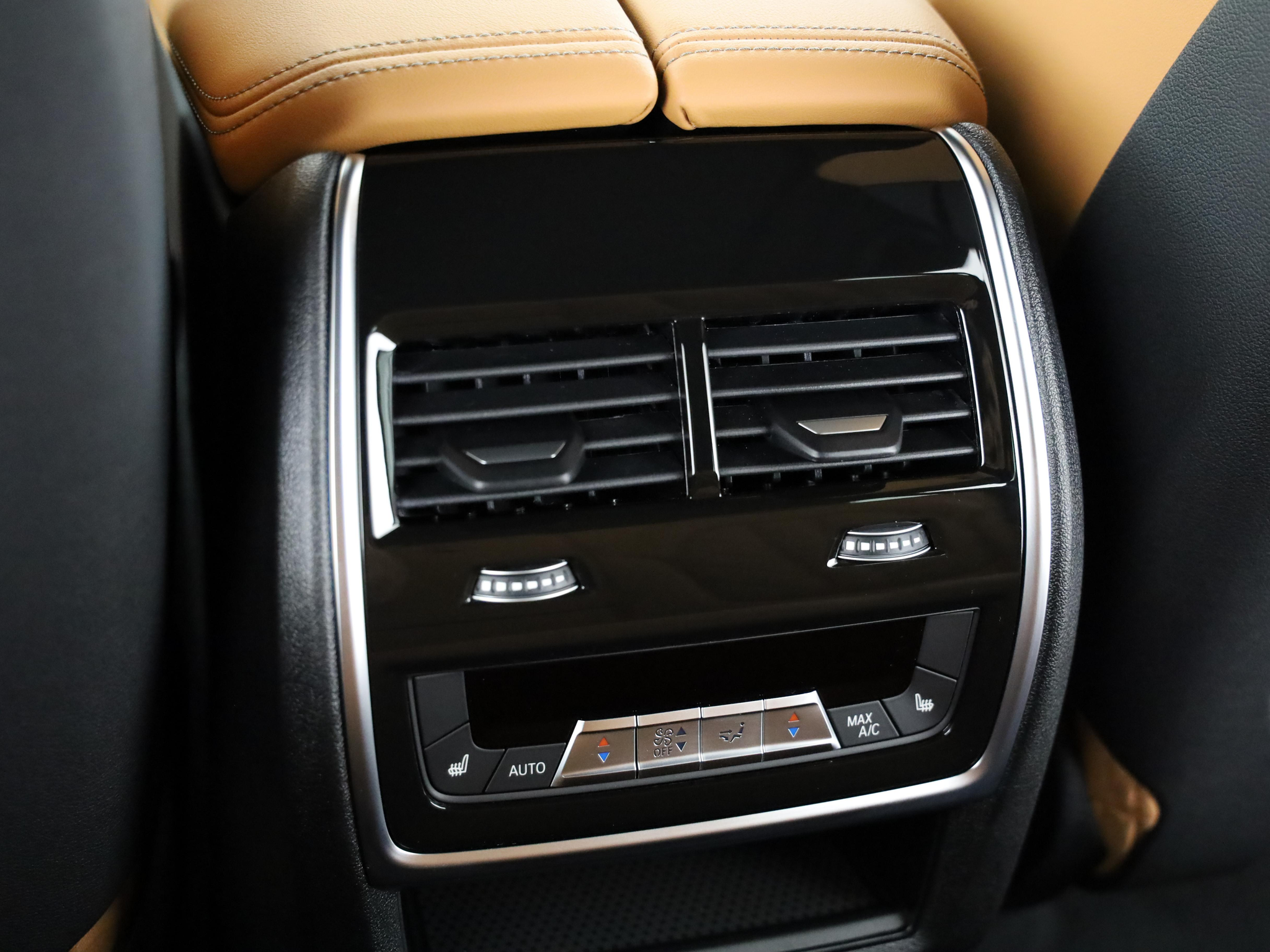 listing desktop thumbnail image 19