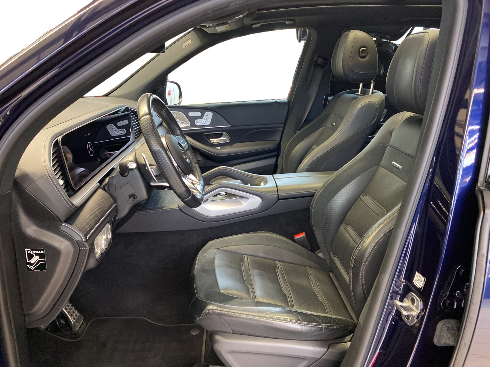 listing desktop thumbnail image 6