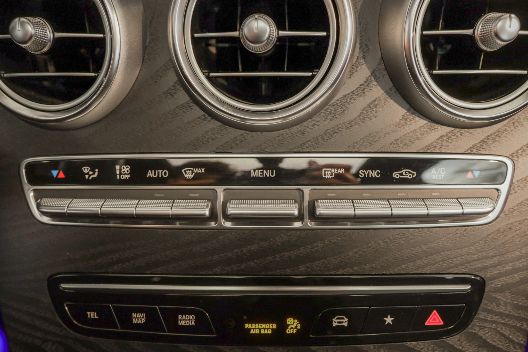 listing desktop thumbnail image 19