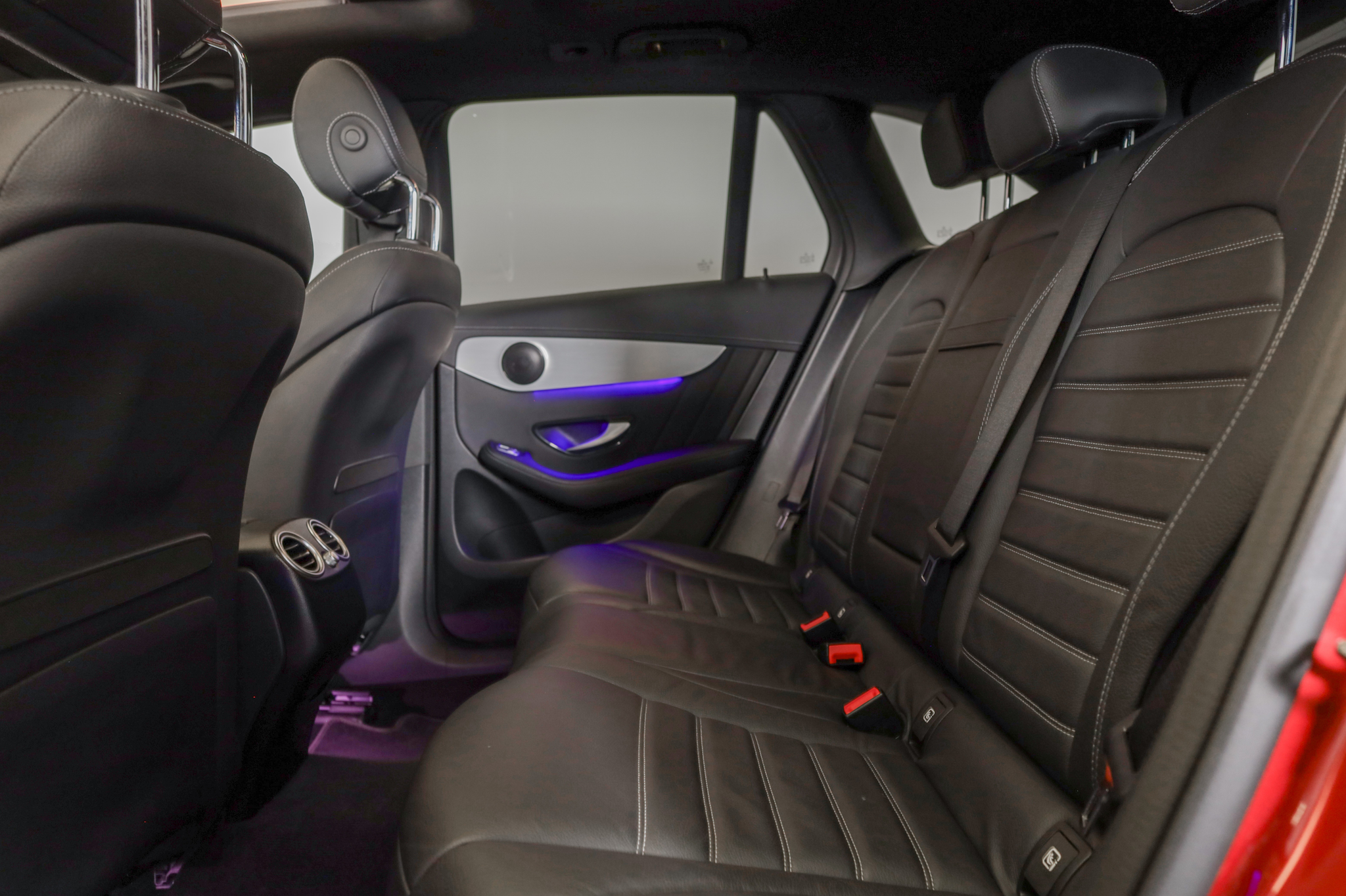 listing desktop thumbnail image 11