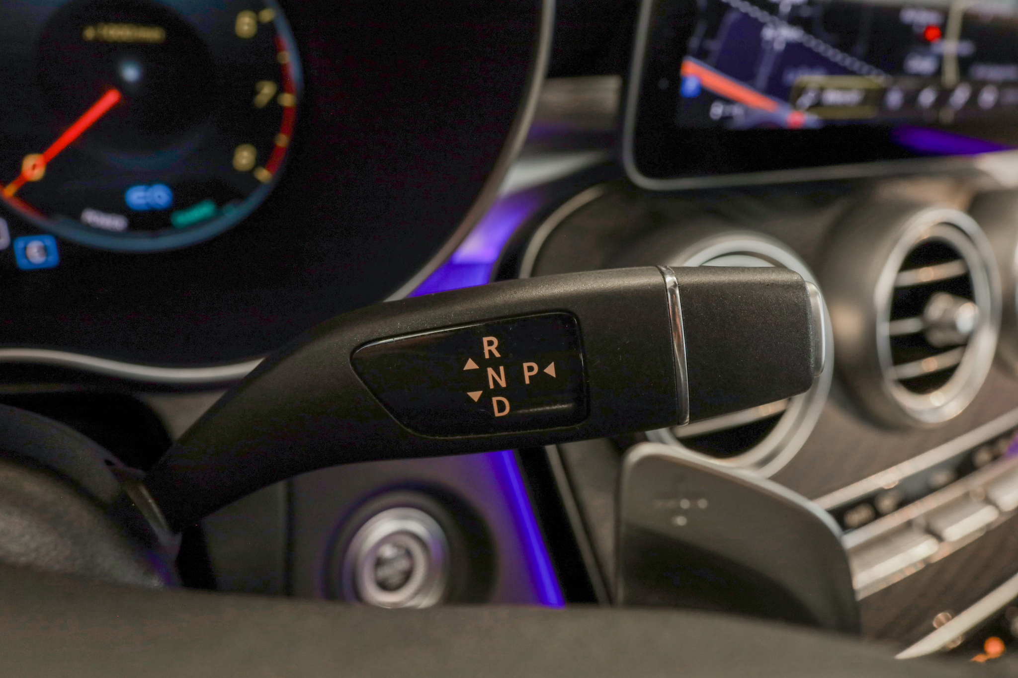 listing desktop thumbnail image 15