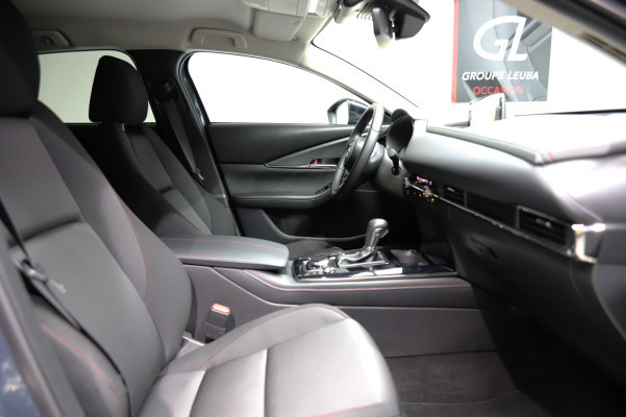 listing desktop thumbnail image 8