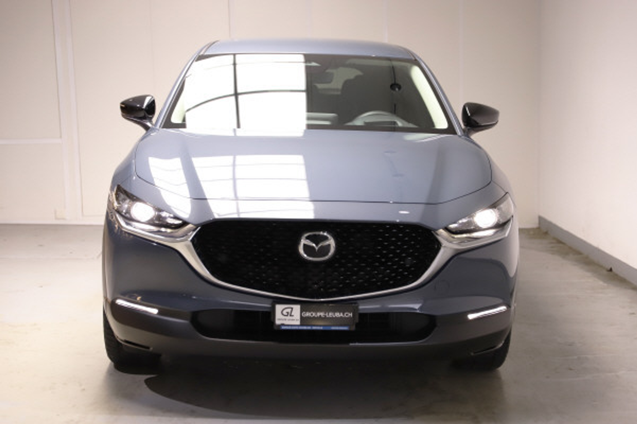 listing desktop thumbnail image 4