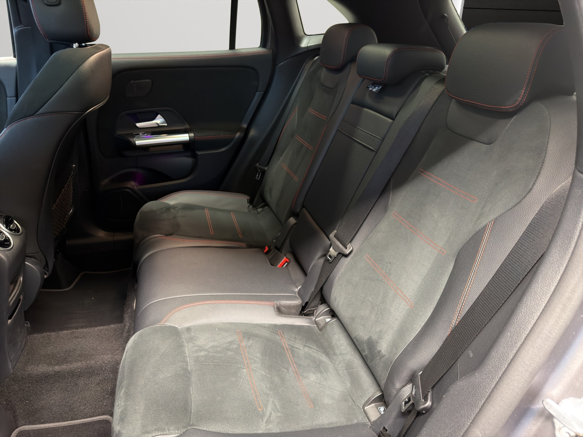 listing desktop thumbnail image 13