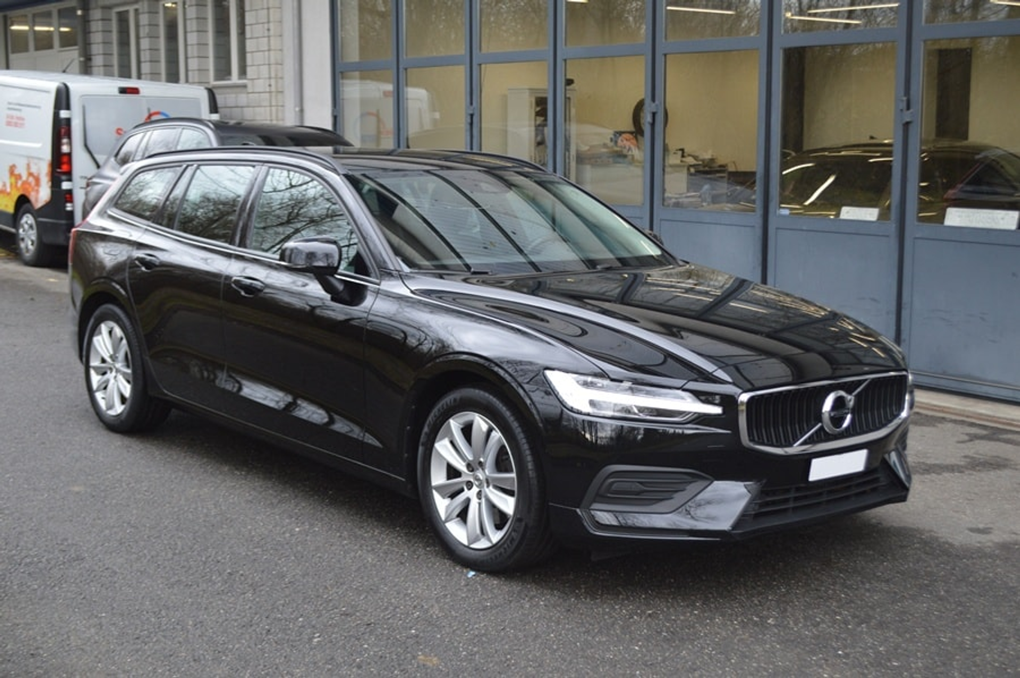 listing desktop thumbnail image 13