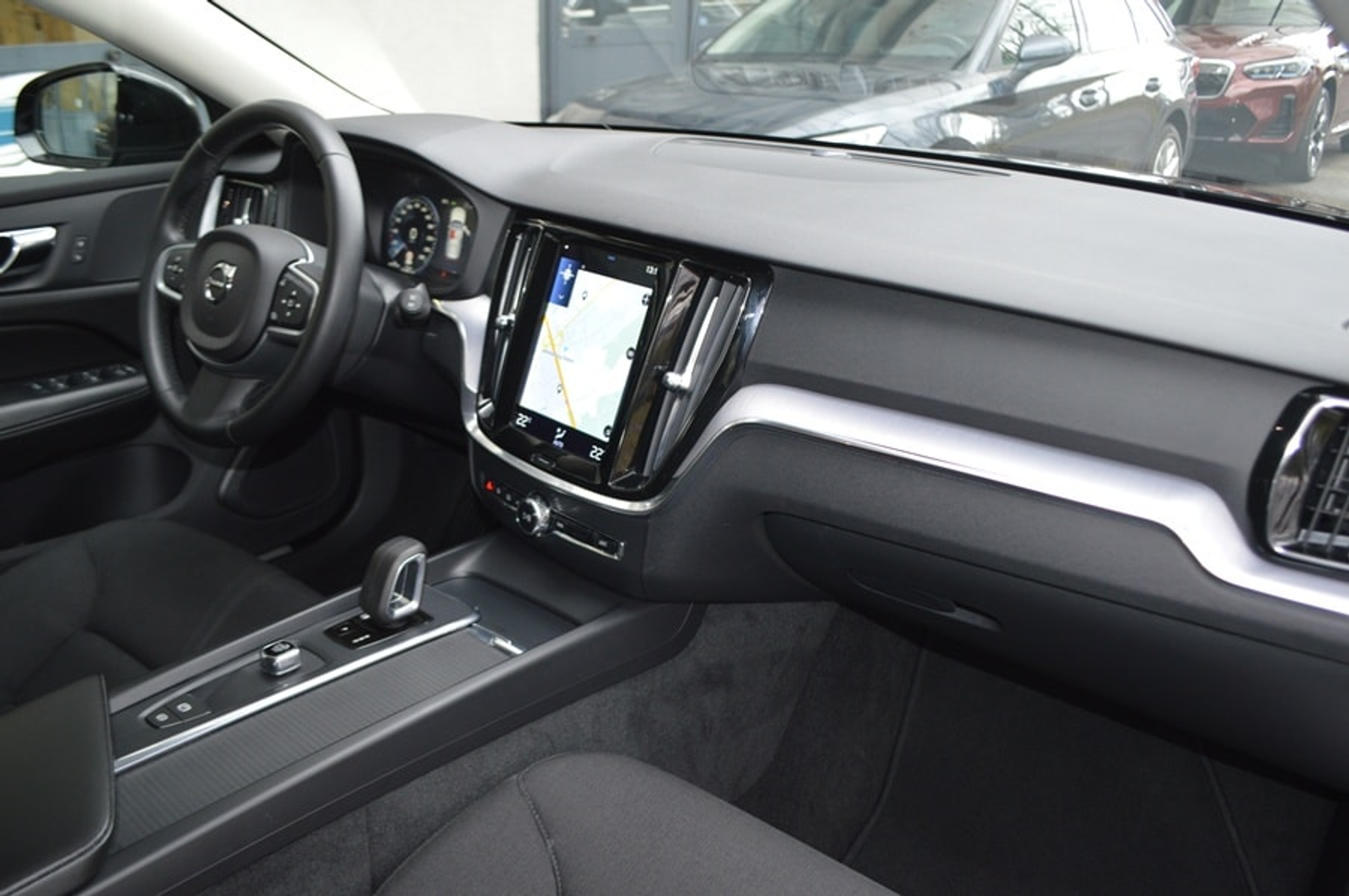 listing desktop thumbnail image 7