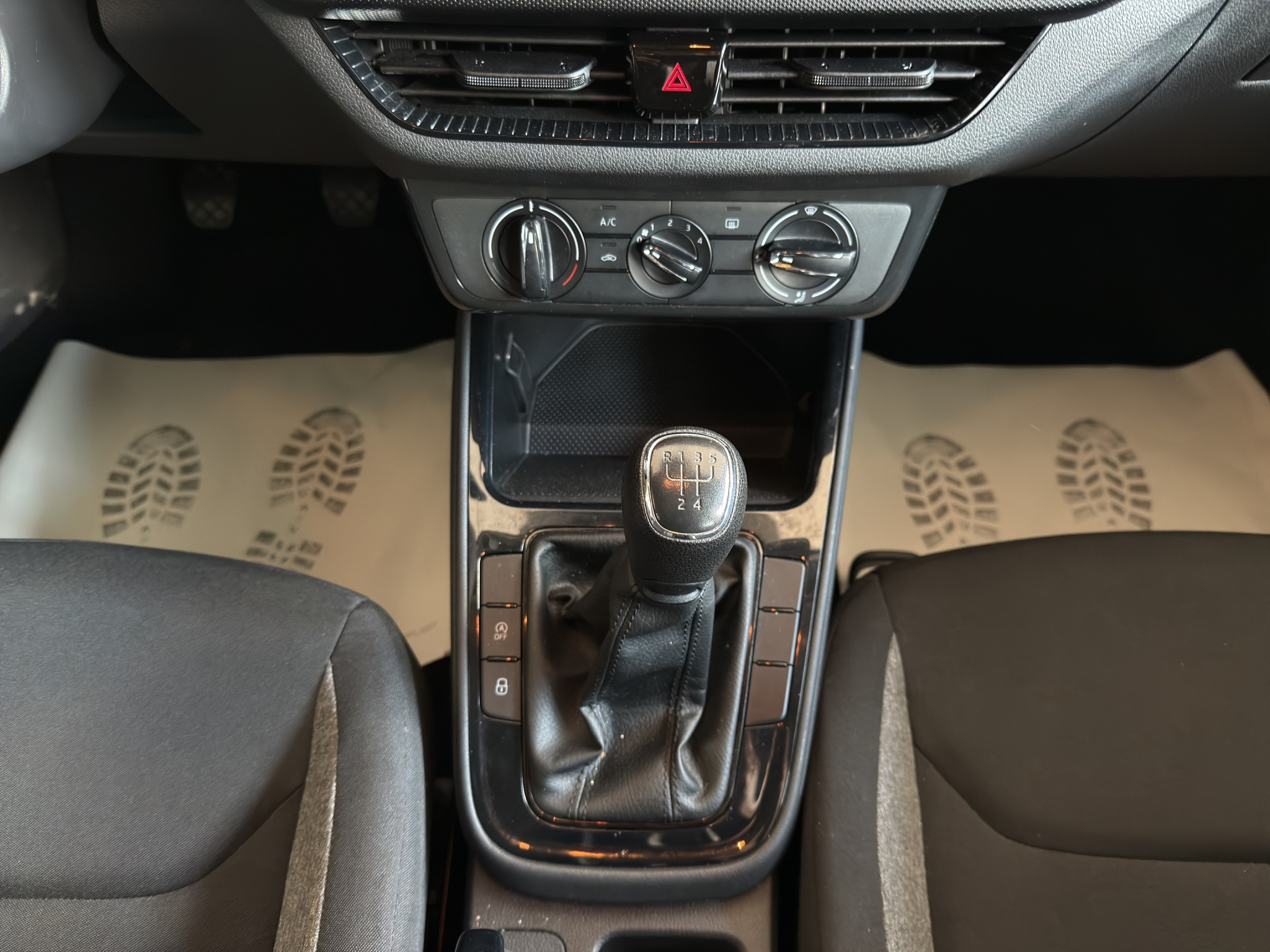 listing desktop thumbnail image 10