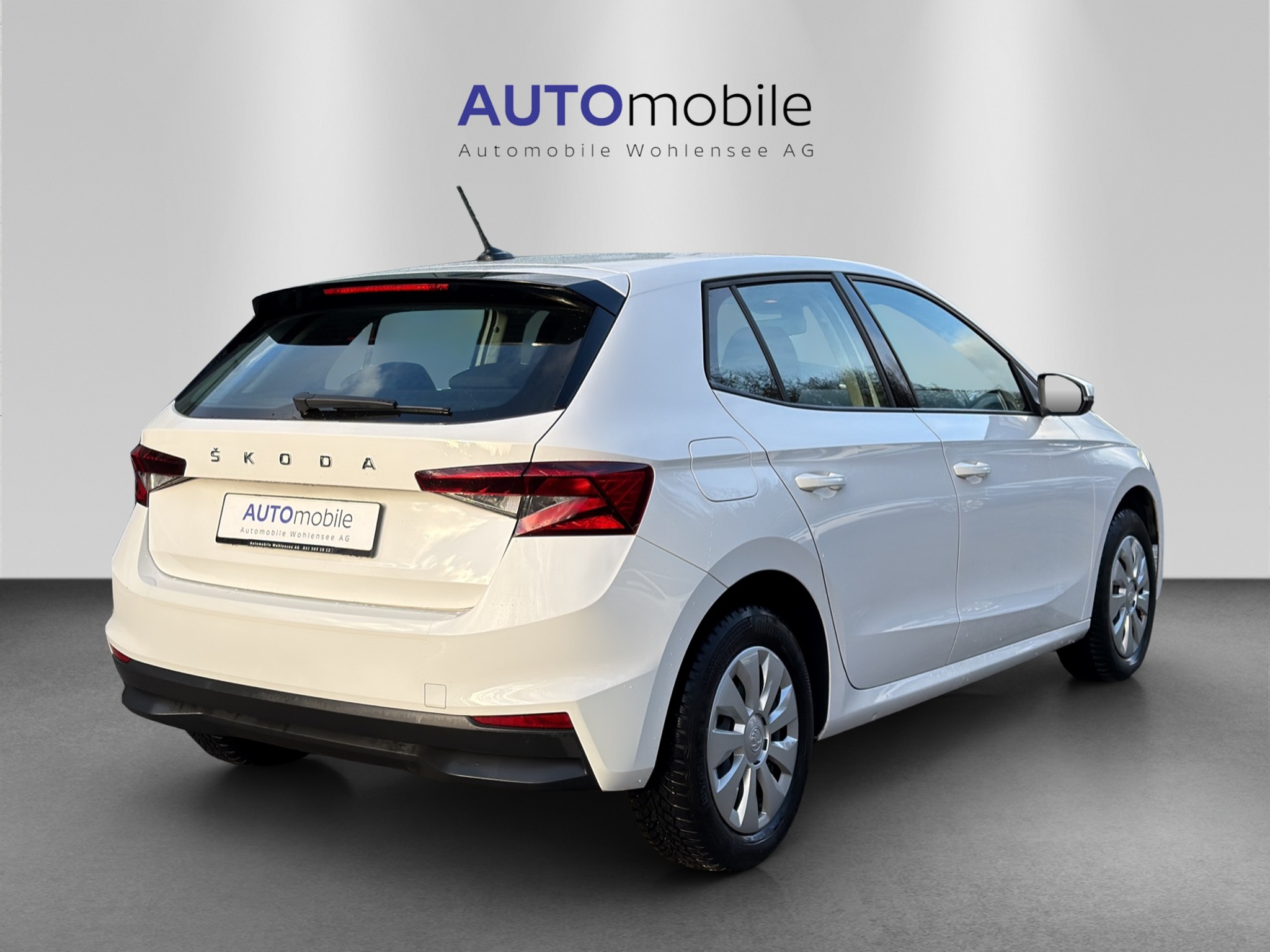 listing desktop thumbnail image 4