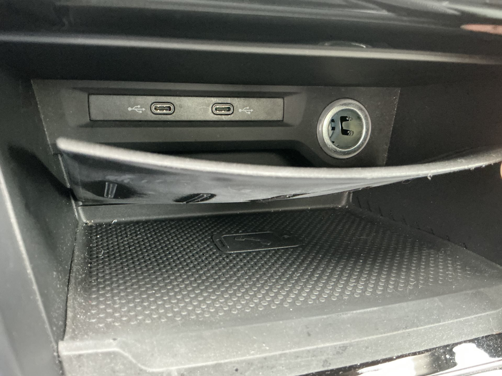 listing desktop thumbnail image 23