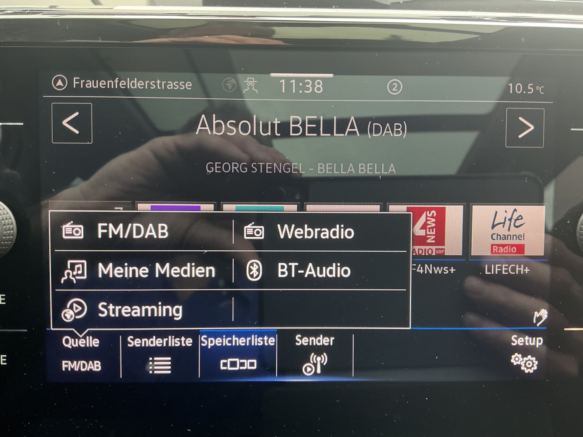 listing desktop thumbnail image 20