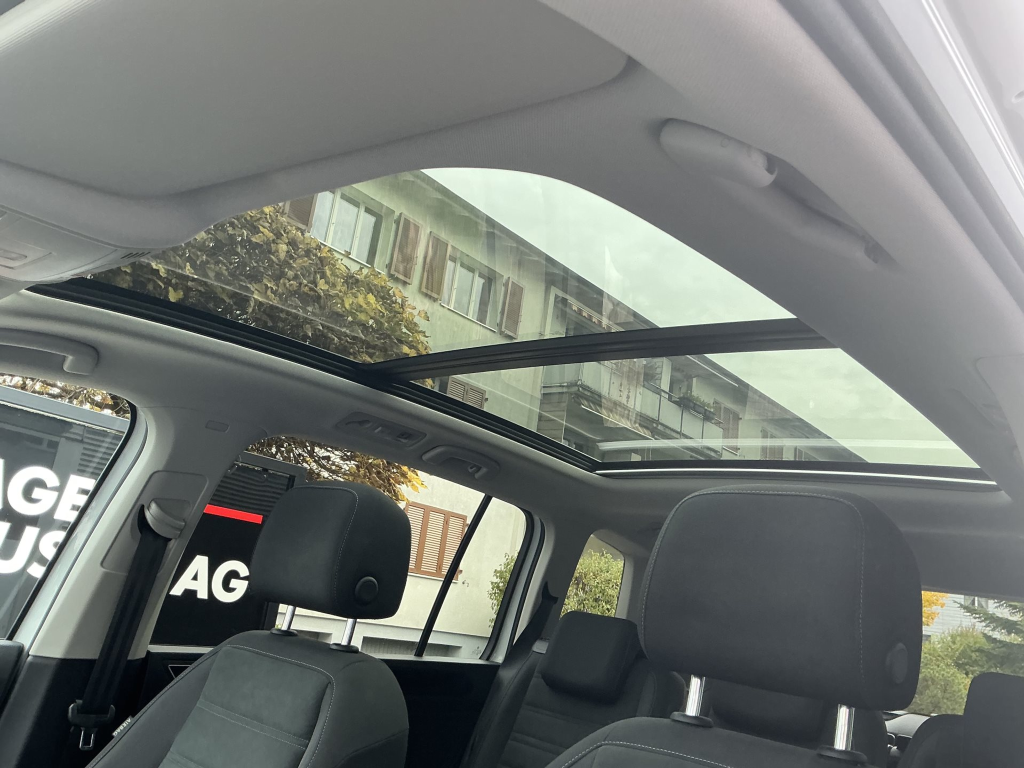 listing desktop thumbnail image 8