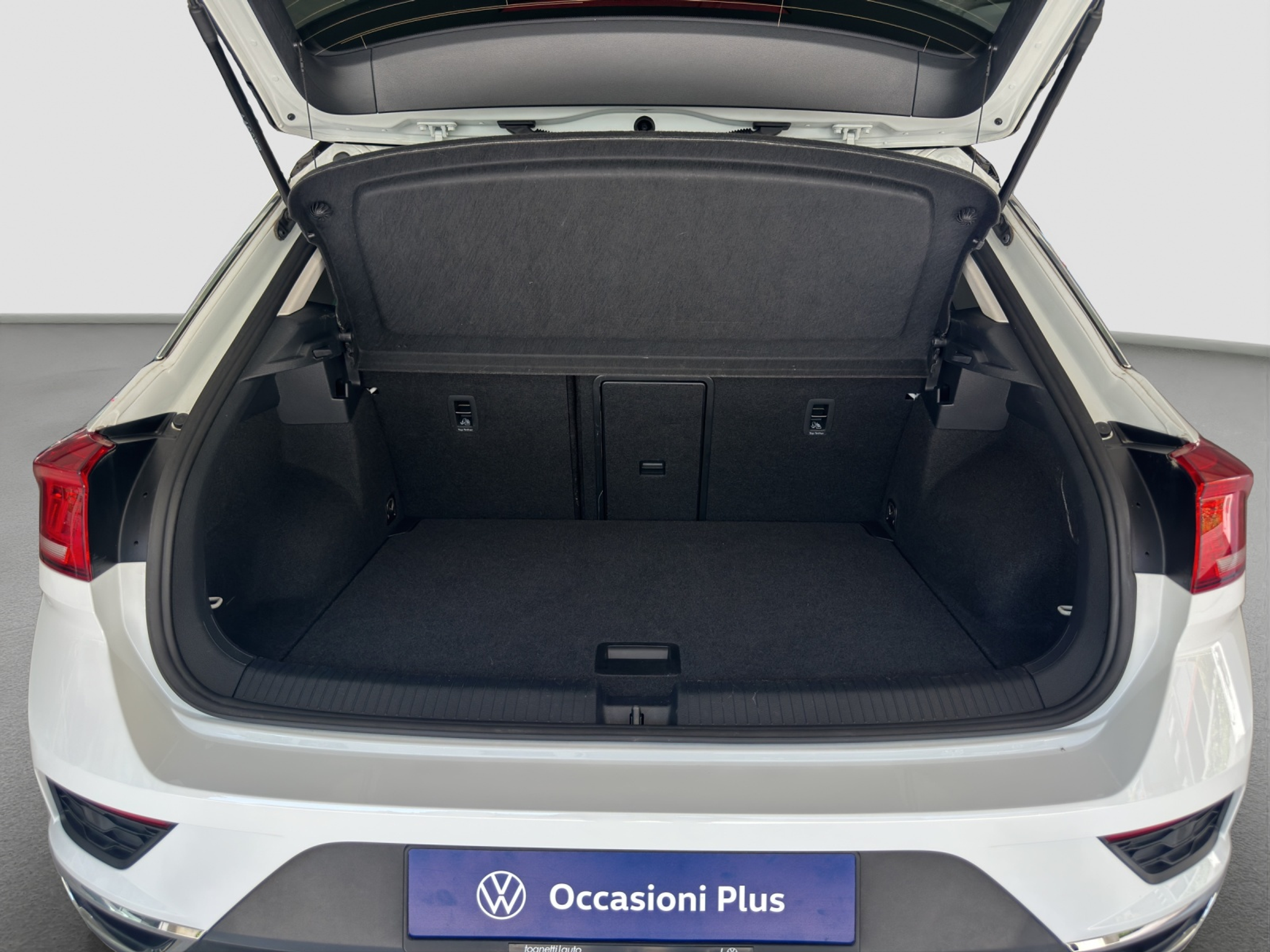 listing desktop thumbnail image 9