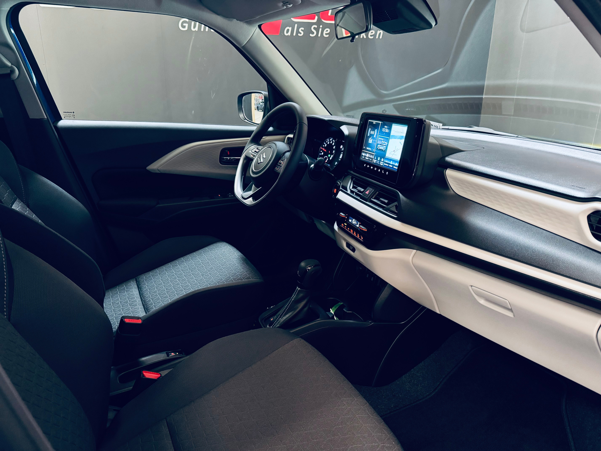 listing desktop thumbnail image 12