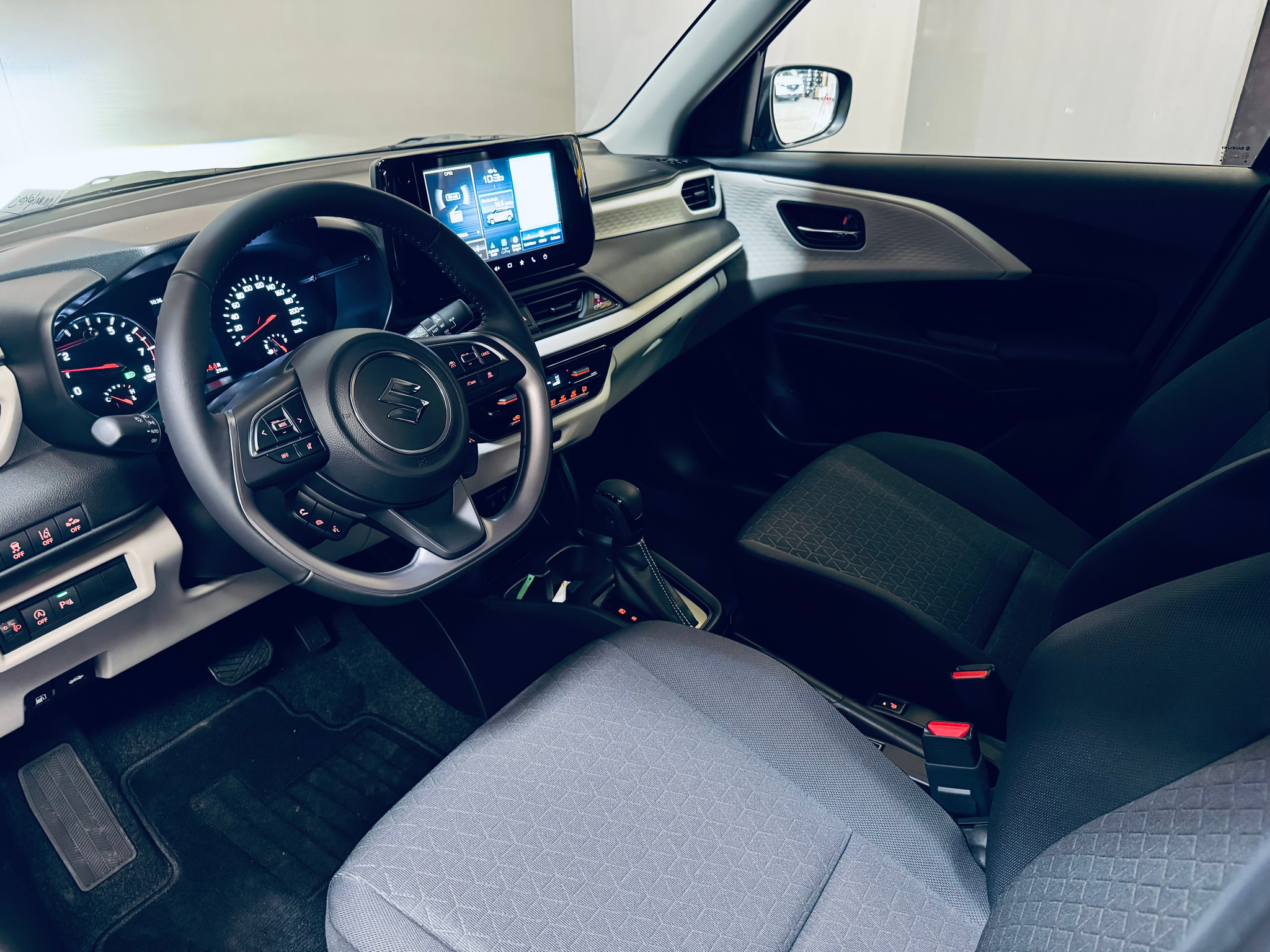 listing desktop thumbnail image 8