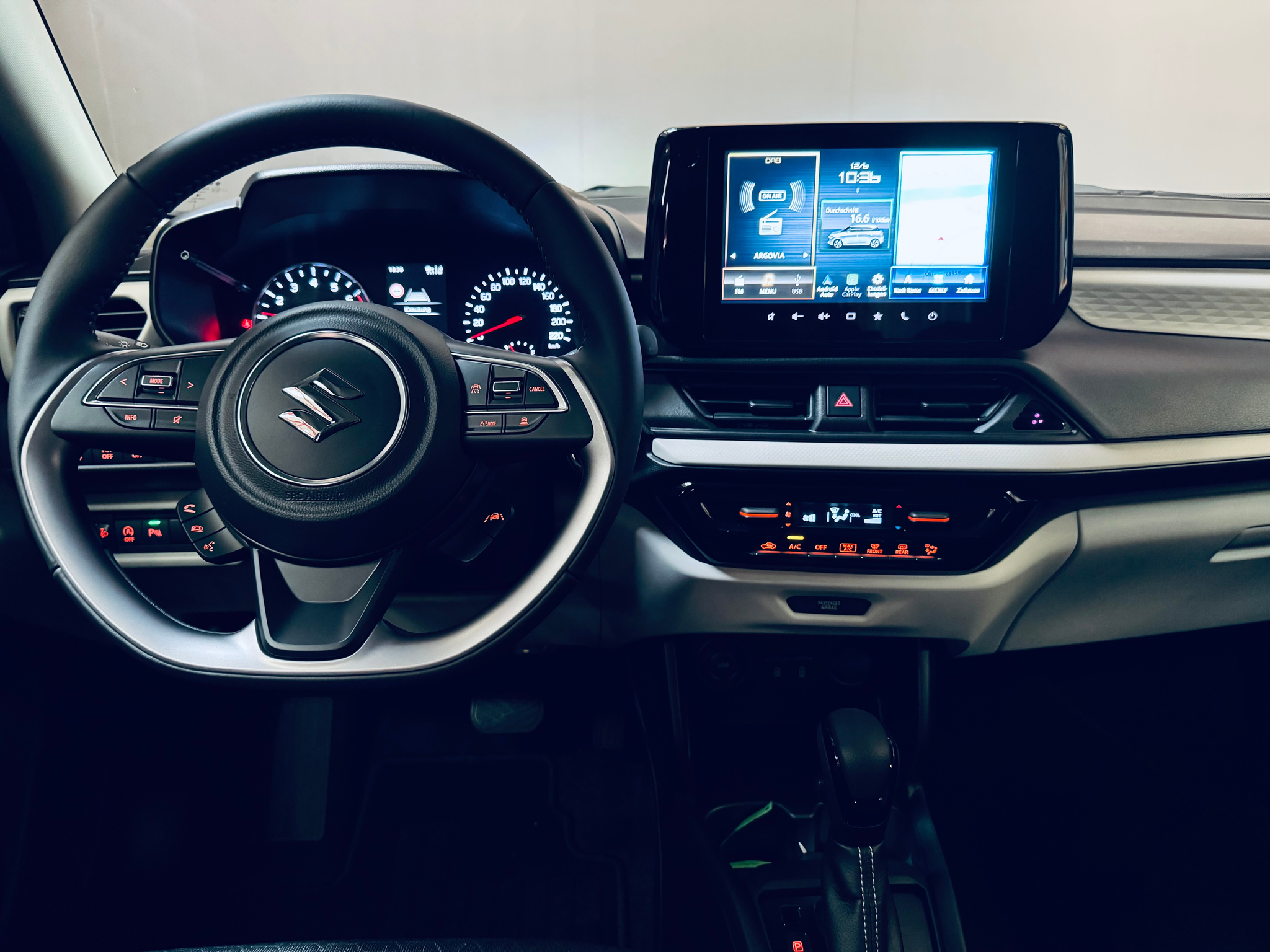 listing desktop thumbnail image 10