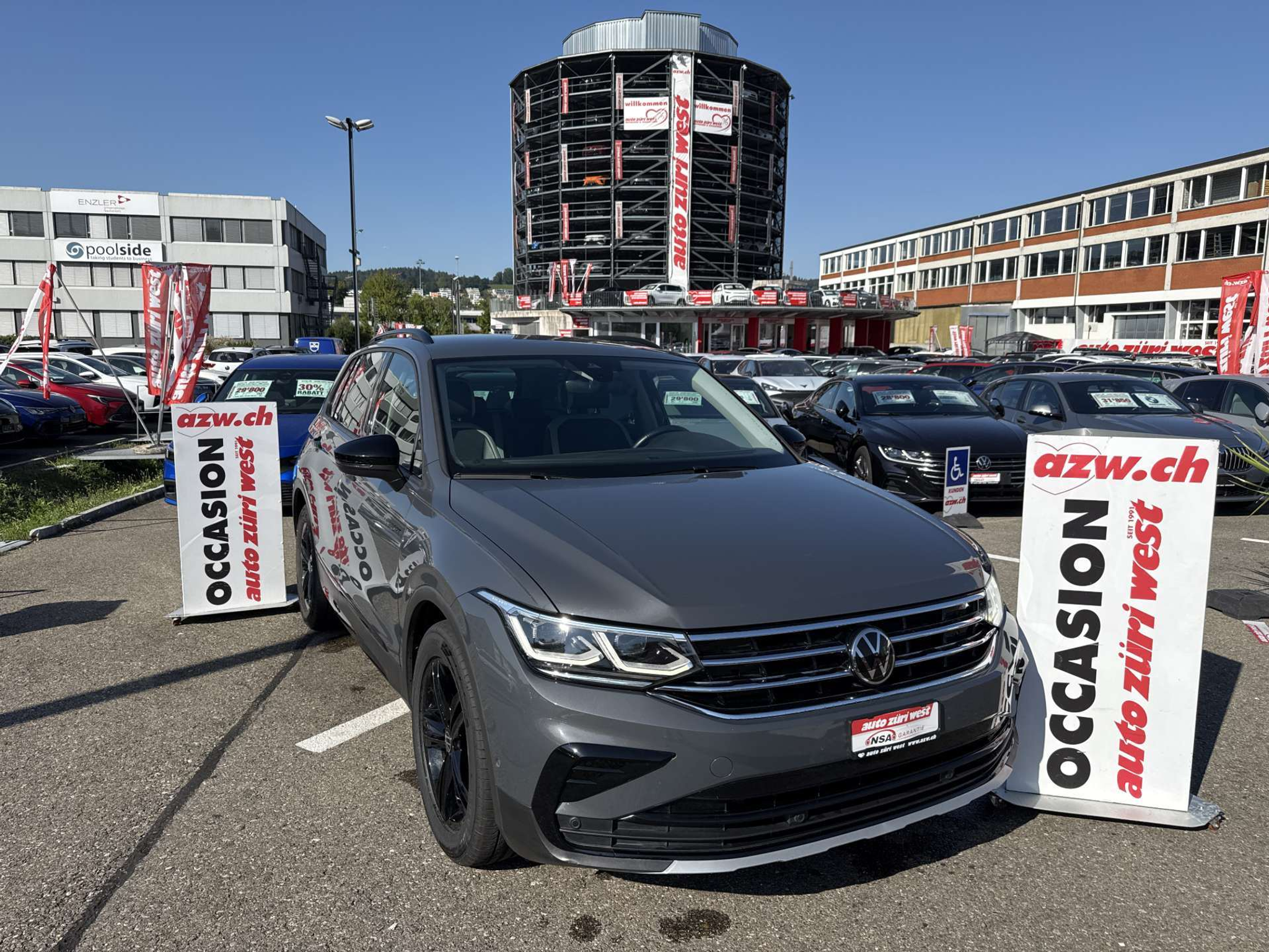 listing desktop thumbnail image 0