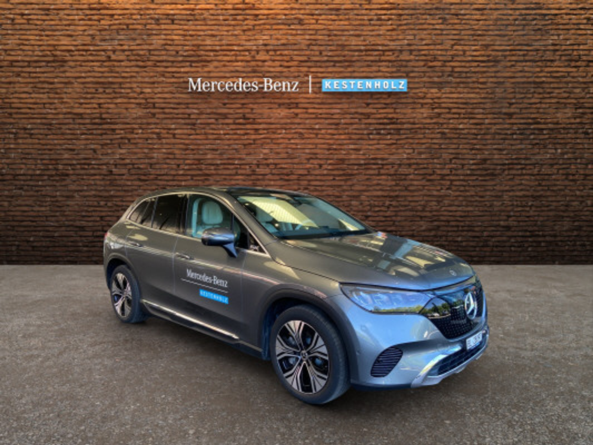 listing desktop thumbnail image 1