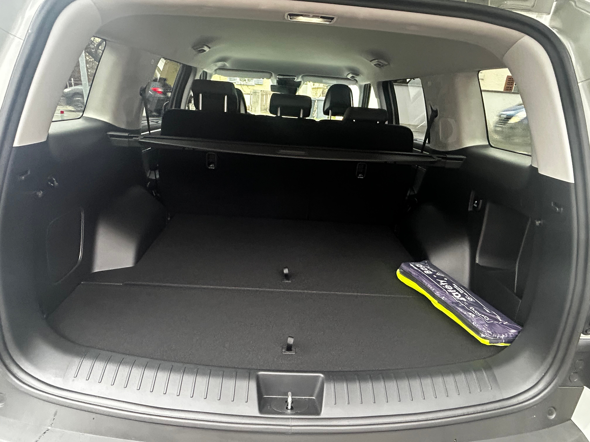 listing desktop thumbnail image 13